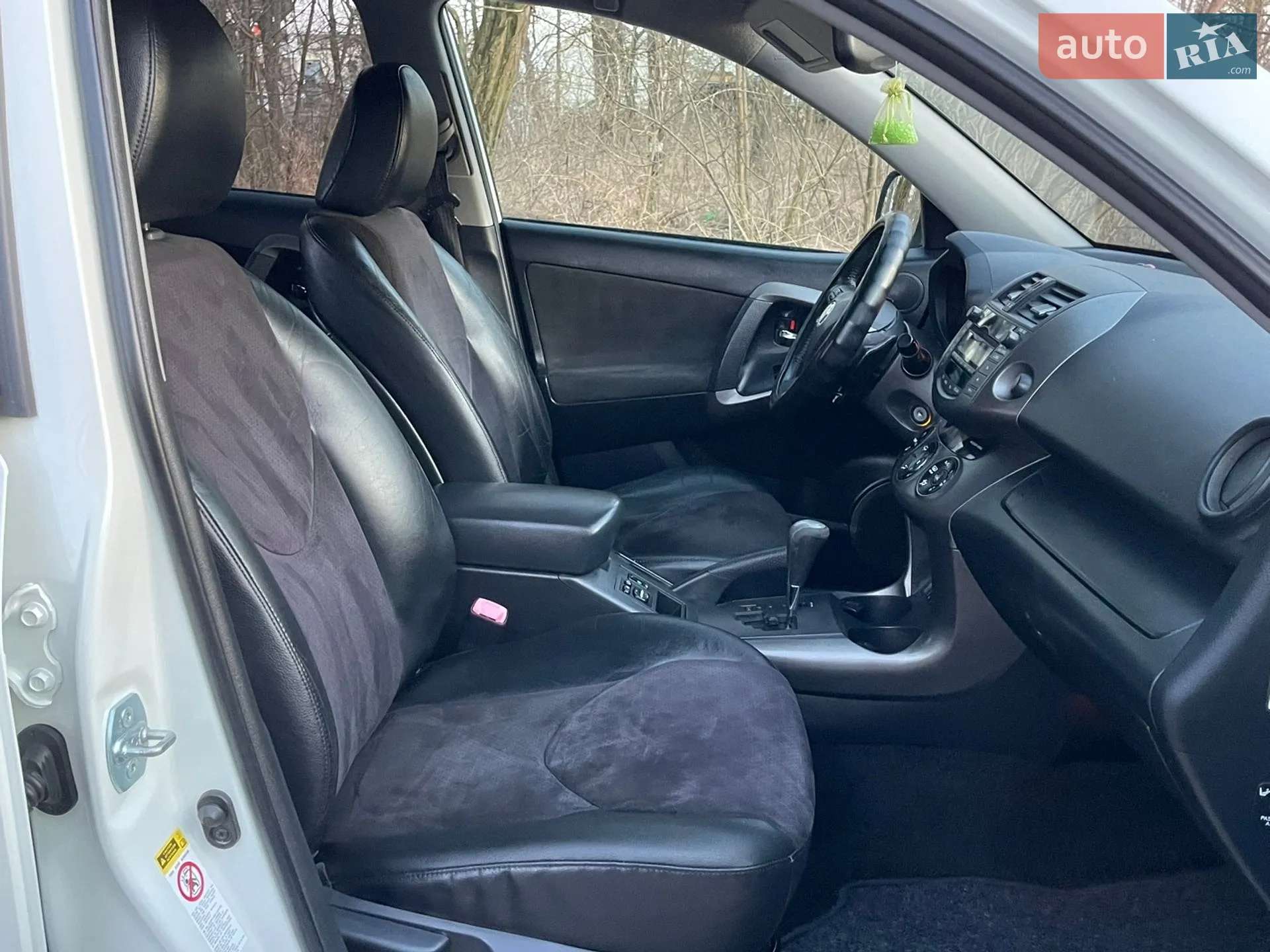 2010 Toyota RAV 4 - мініатюра 40