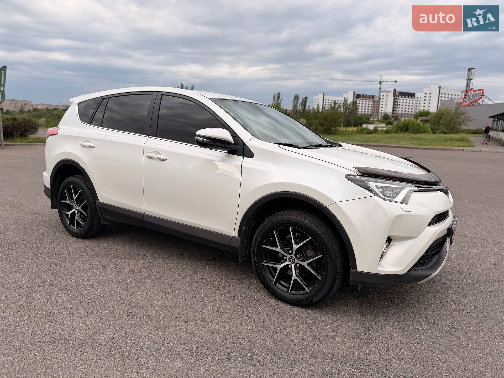 2017 Toyota RAV 4 - мініатюра 17