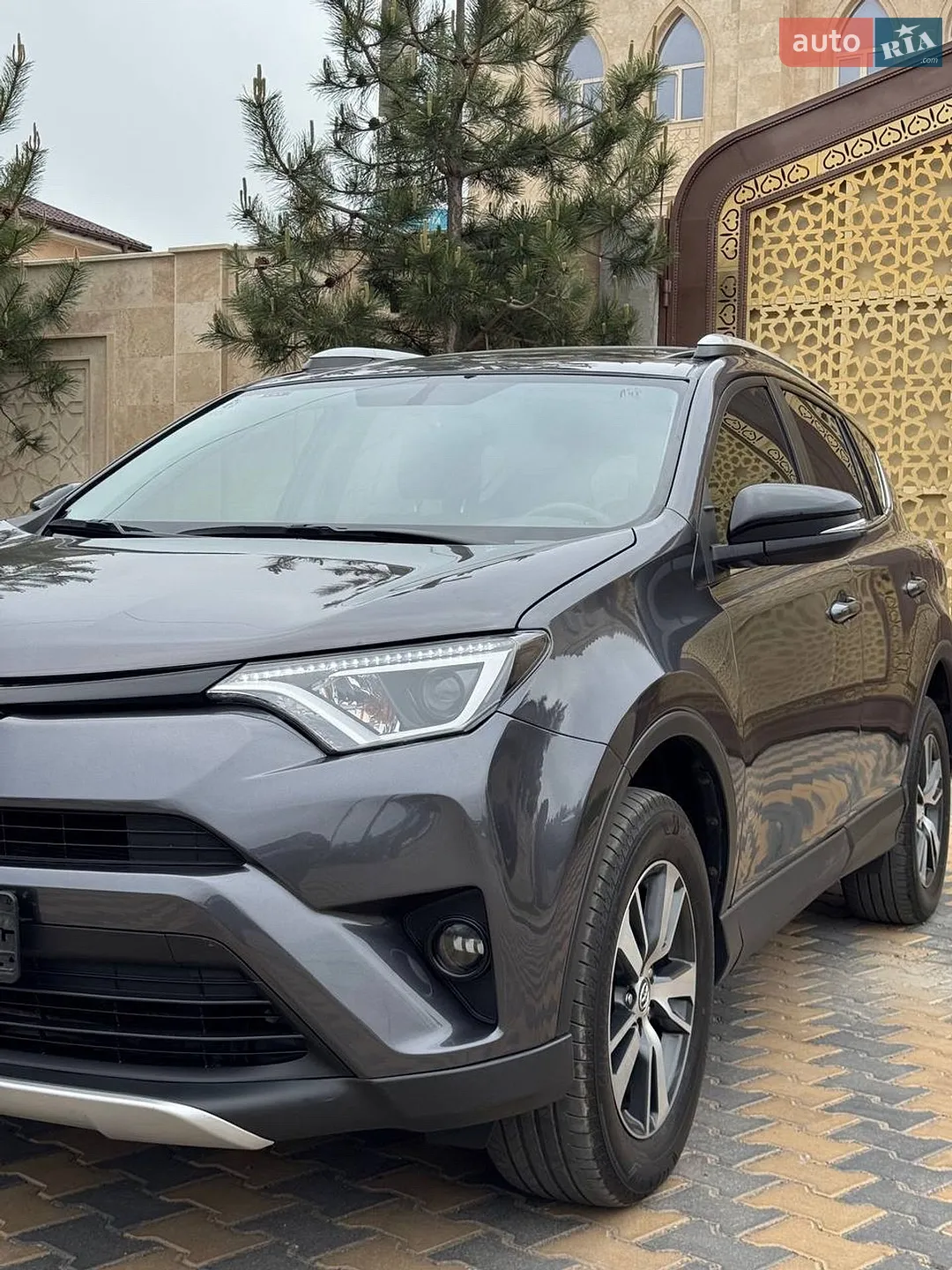 2016 Toyota RAV 4 - мініатюра 7