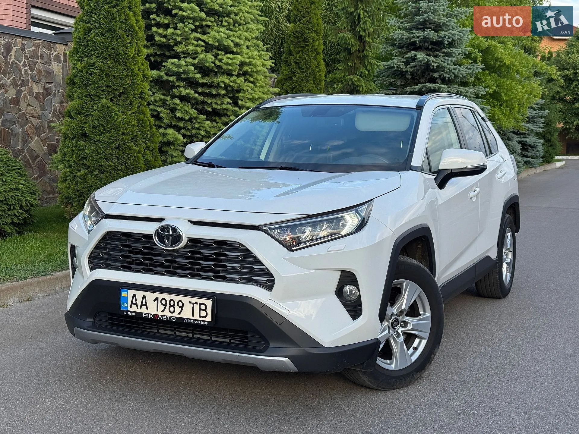 2019 Toyota RAV 4 - мініатюра 12