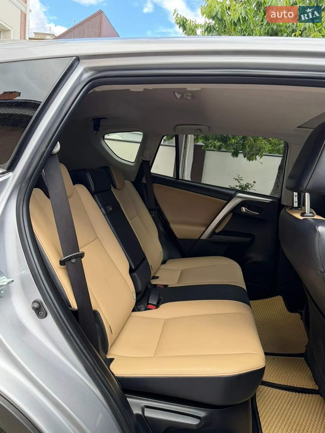 2019 Toyota RAV 4 - мініатюра 10