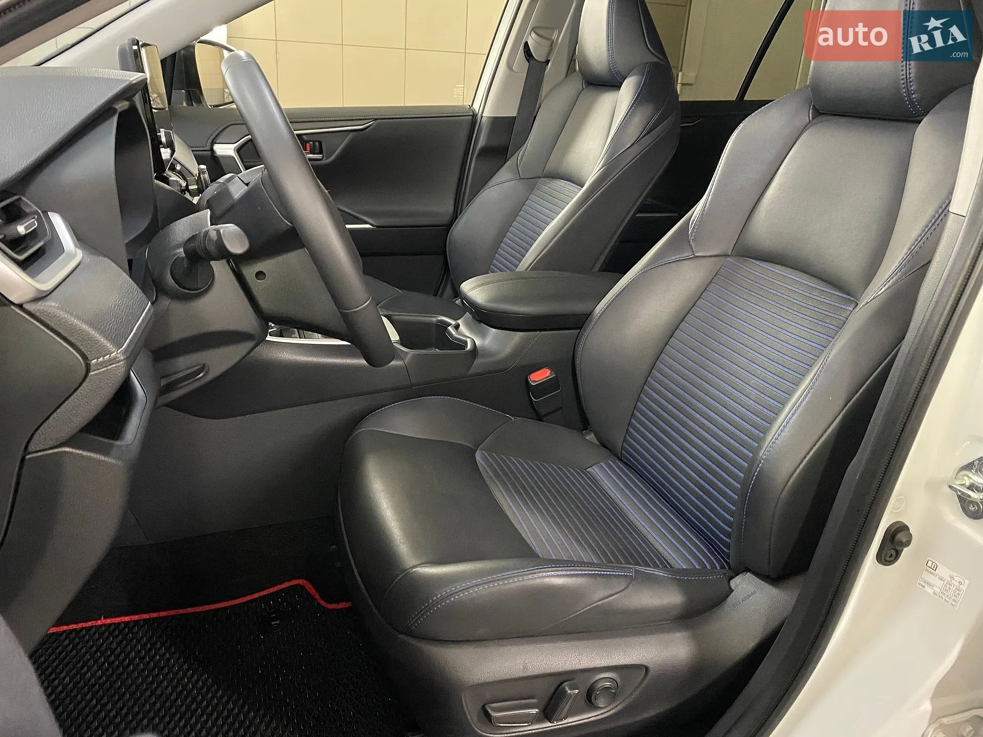 2023 Toyota RAV 4 - мініатюра 21