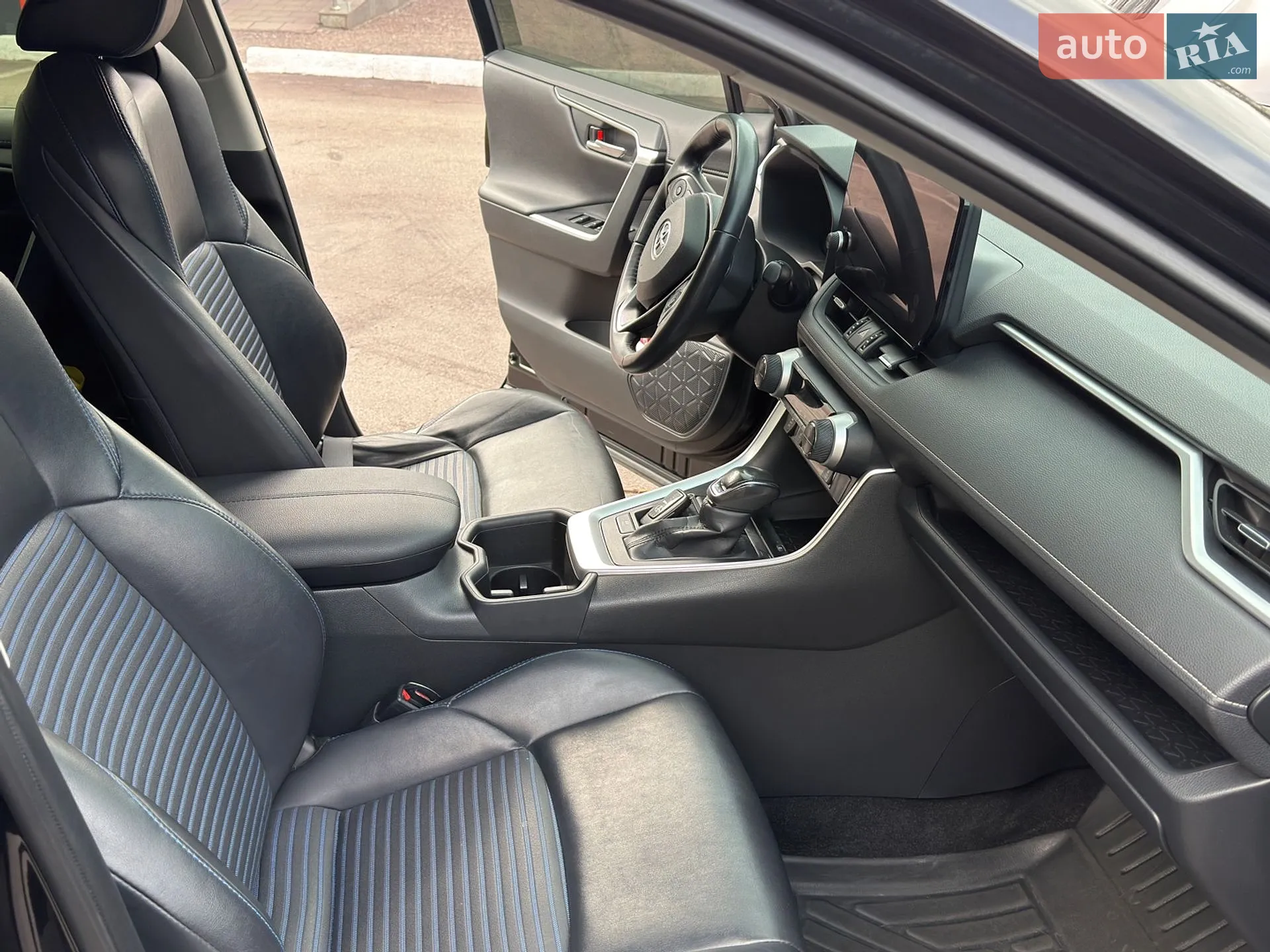 2023 Toyota RAV 4 - мініатюра 15