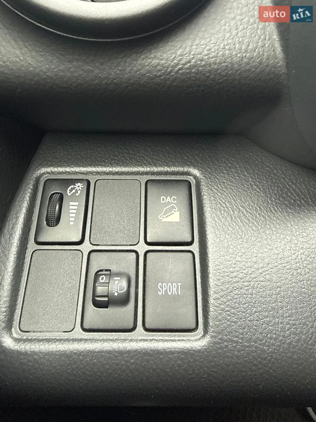 2011 Toyota RAV 4 - мініатюра 22