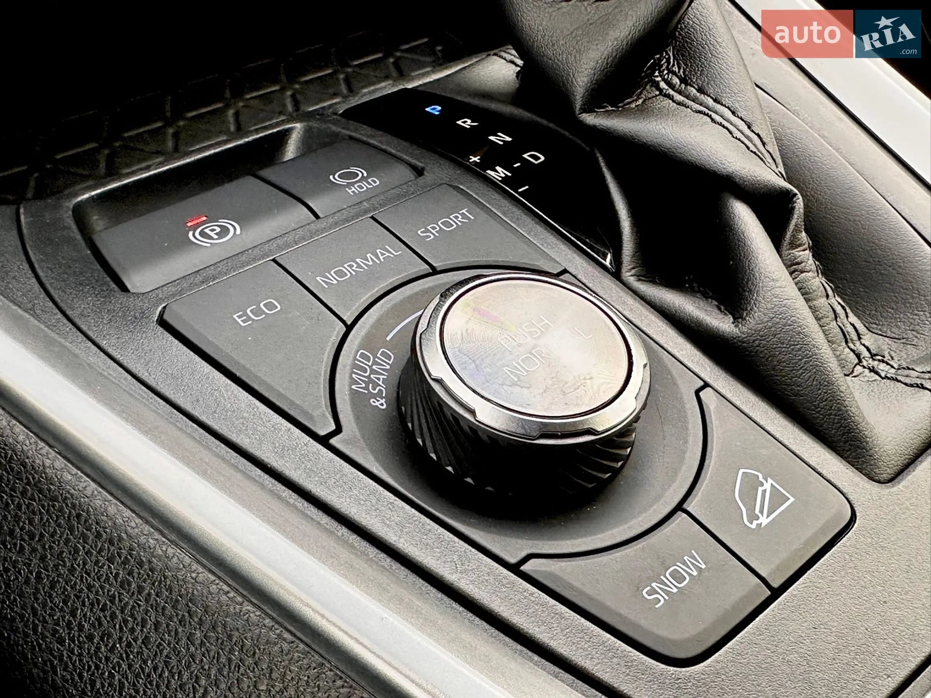 2020 Toyota RAV 4 - мініатюра 36