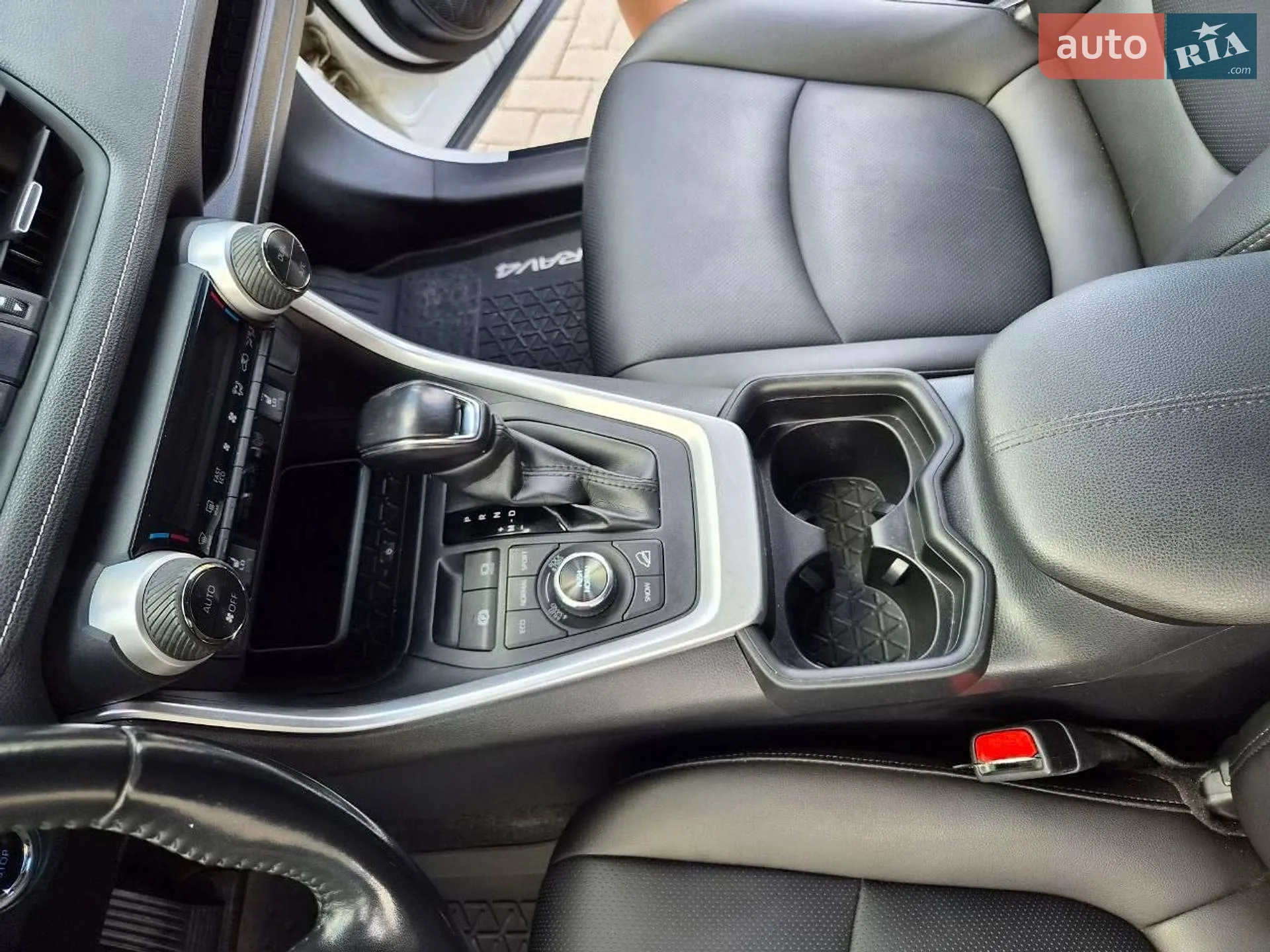 2021 Toyota RAV 4 - мініатюра 9