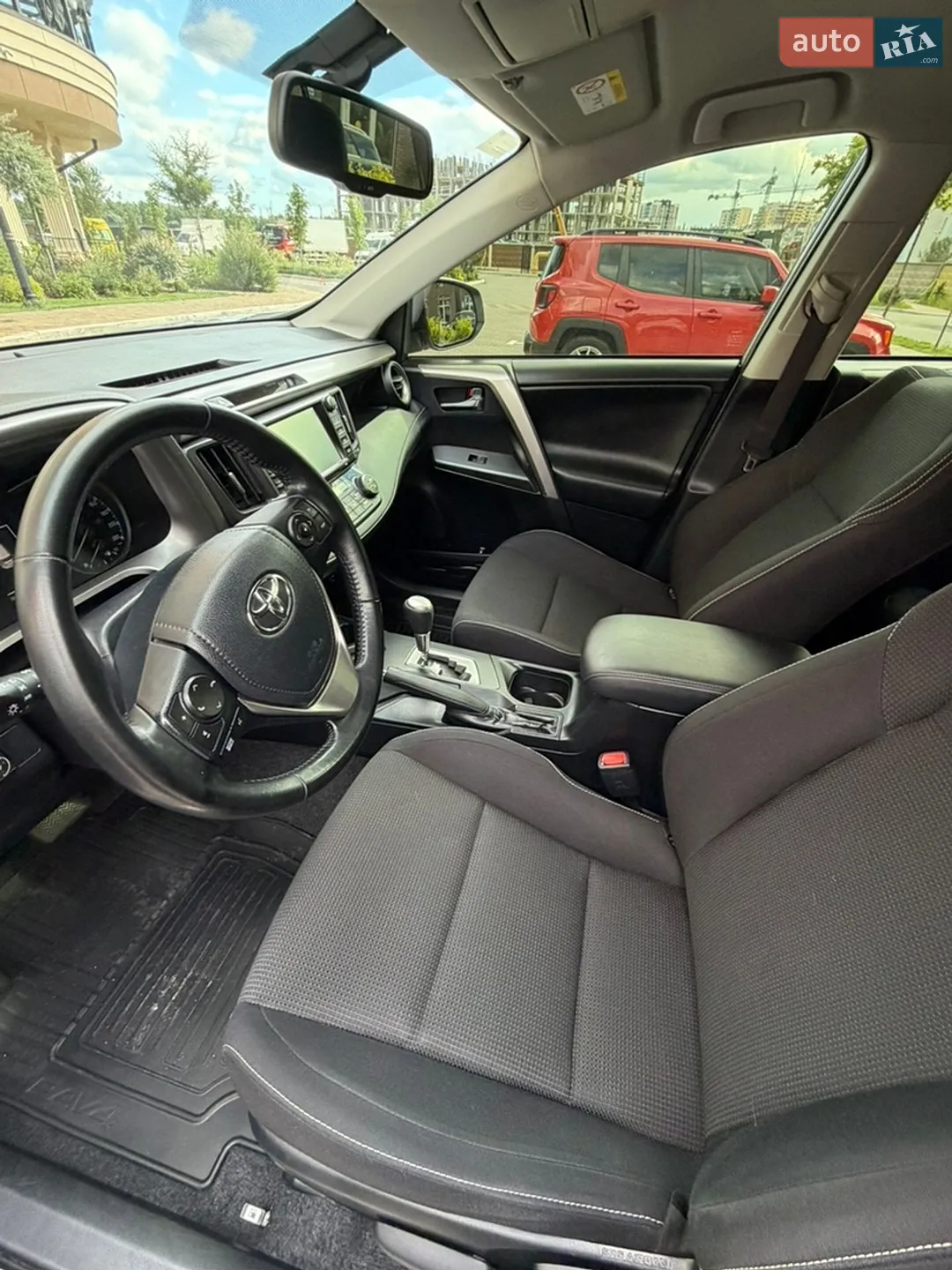 2017 Toyota RAV 4 - мініатюра 11