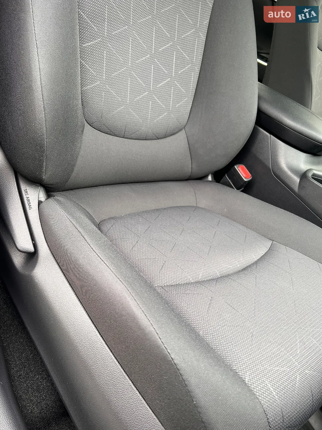 2018 Toyota RAV 4 - мініатюра 17