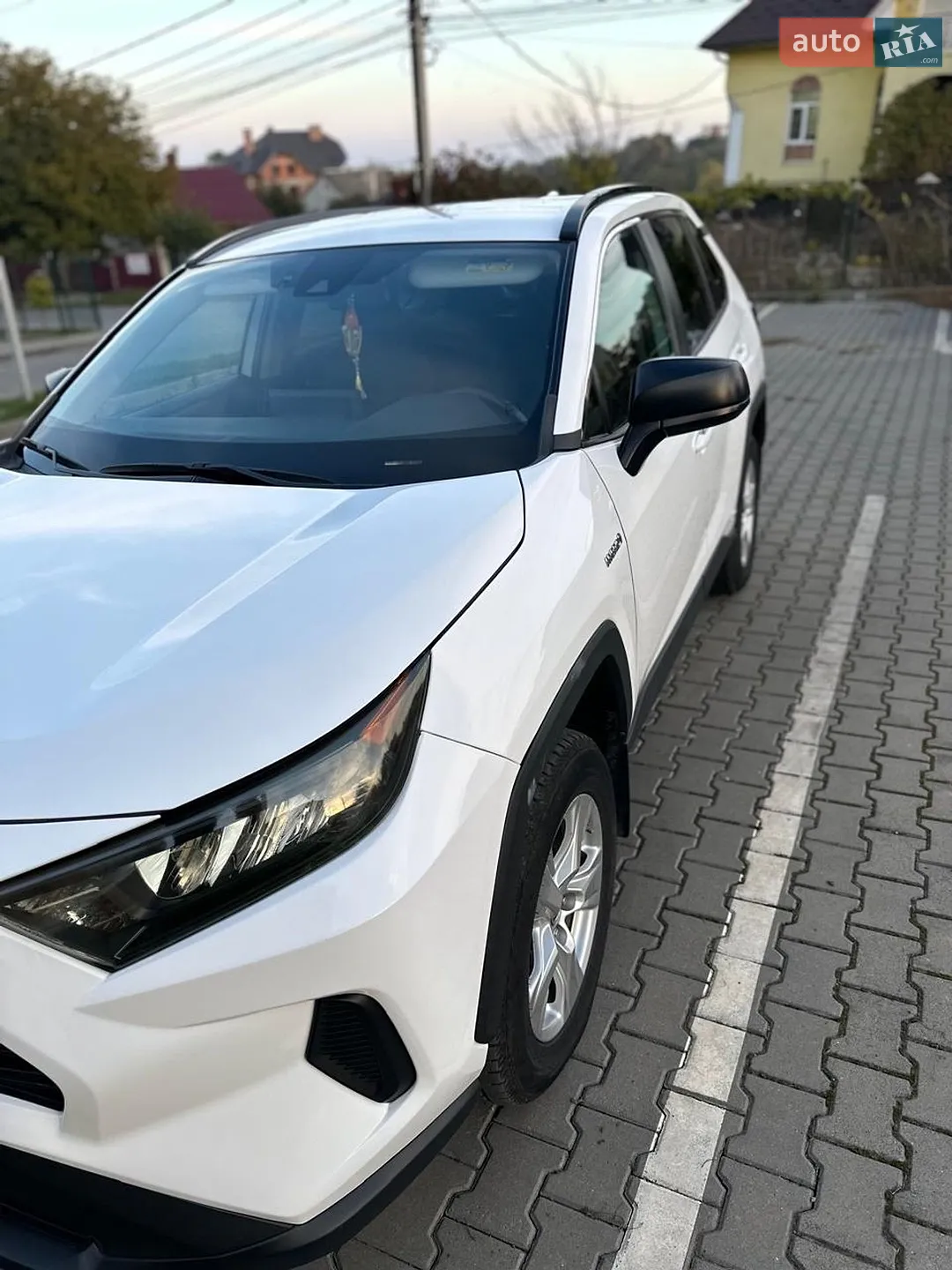 2019 Toyota RAV 4 - мініатюра 6