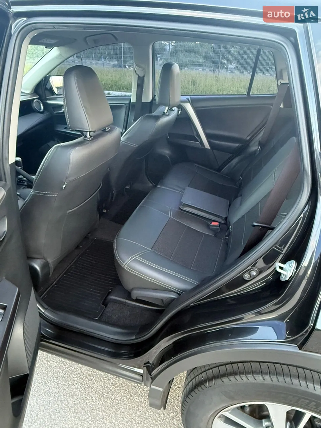 2017 Toyota RAV 4 - мініатюра 21
