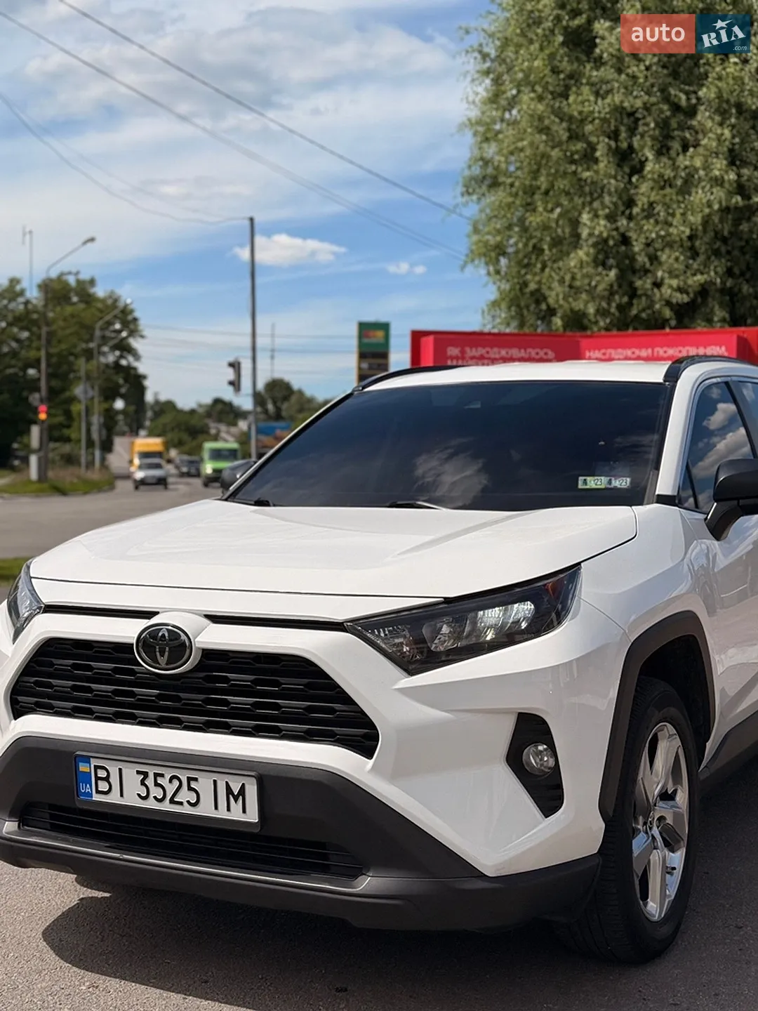 2019 Toyota RAV 4 - мініатюра 2