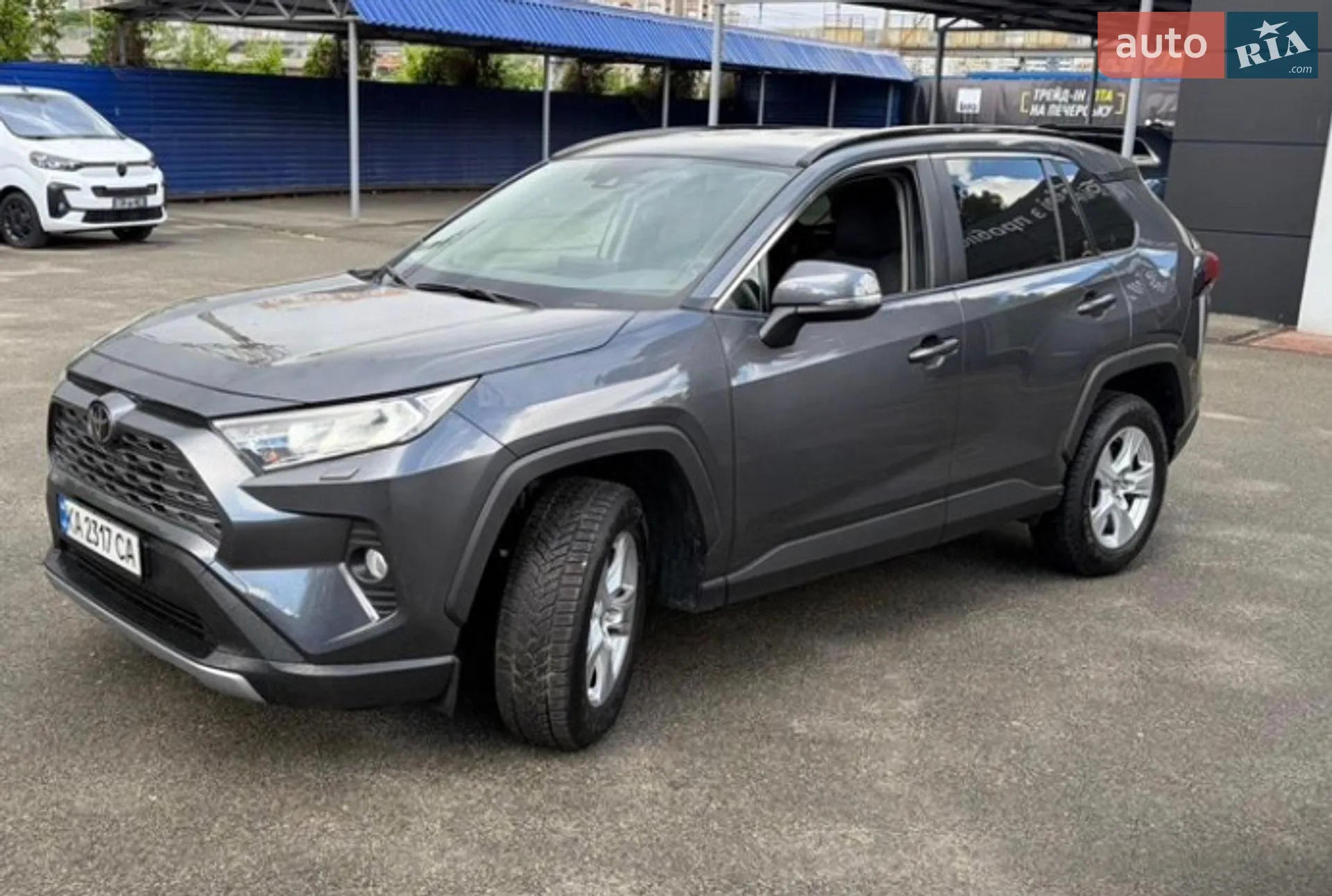 2021 Toyota RAV 4 - фото 1
