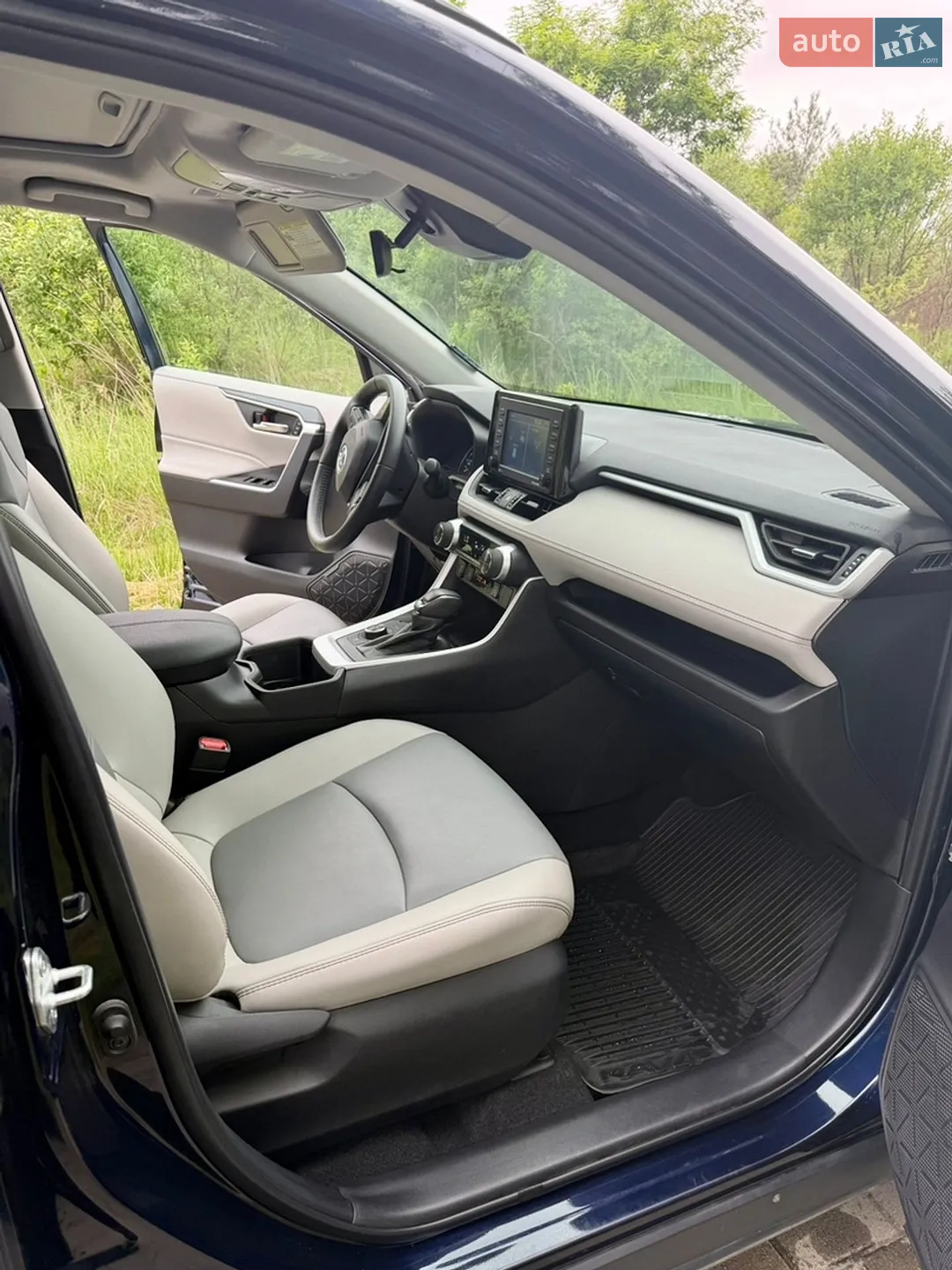 2022 Toyota RAV 4 - мініатюра 17