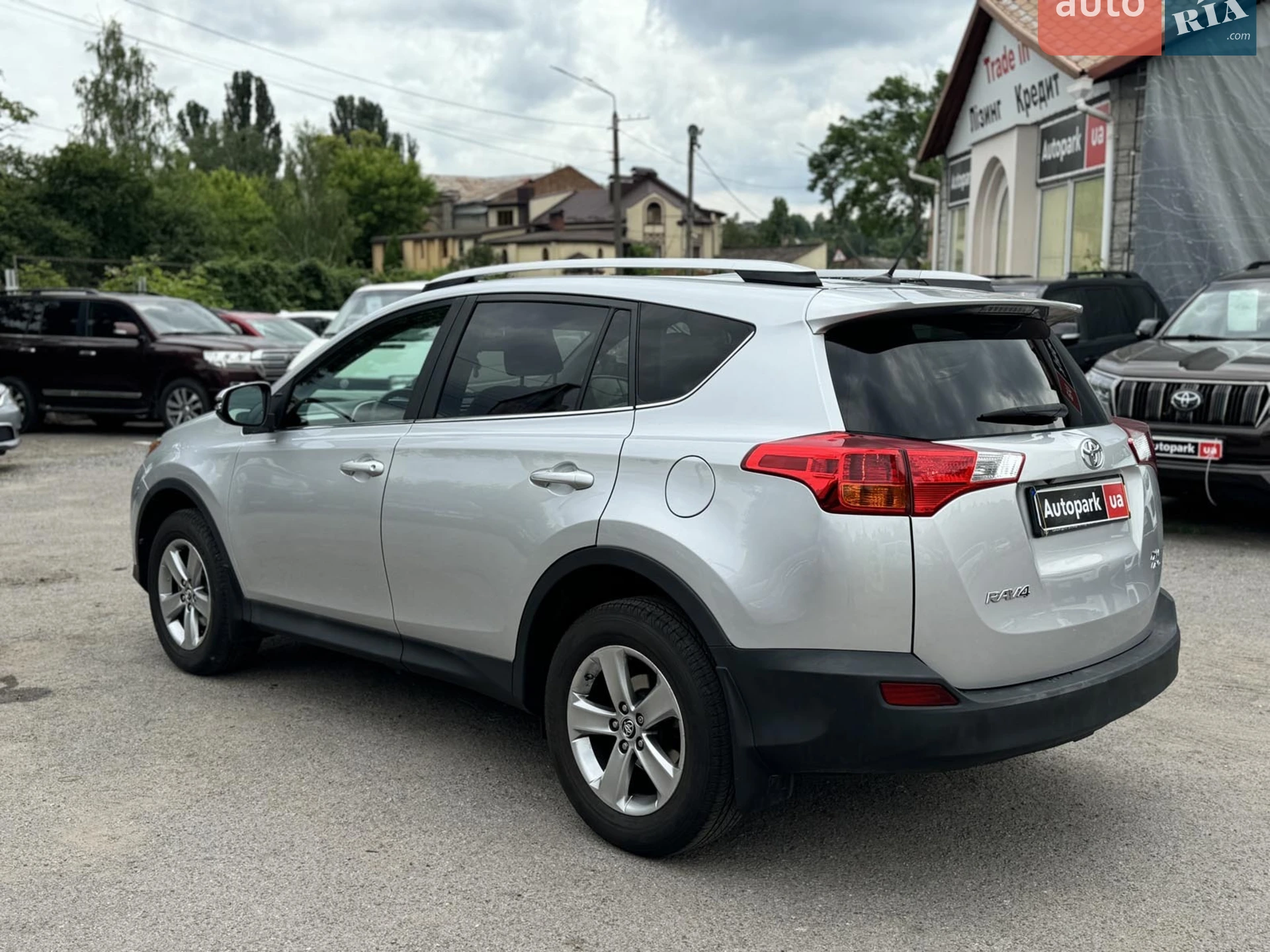 2015 Toyota RAV 4 - мініатюра 9