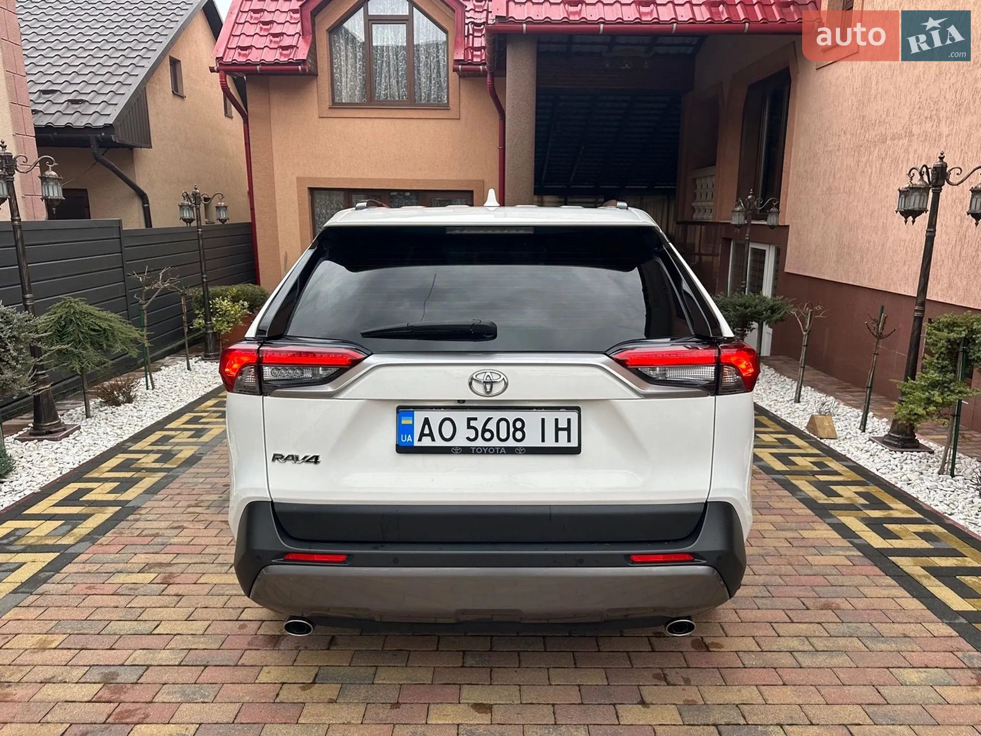 2019 Toyota RAV 4 - мініатюра 12