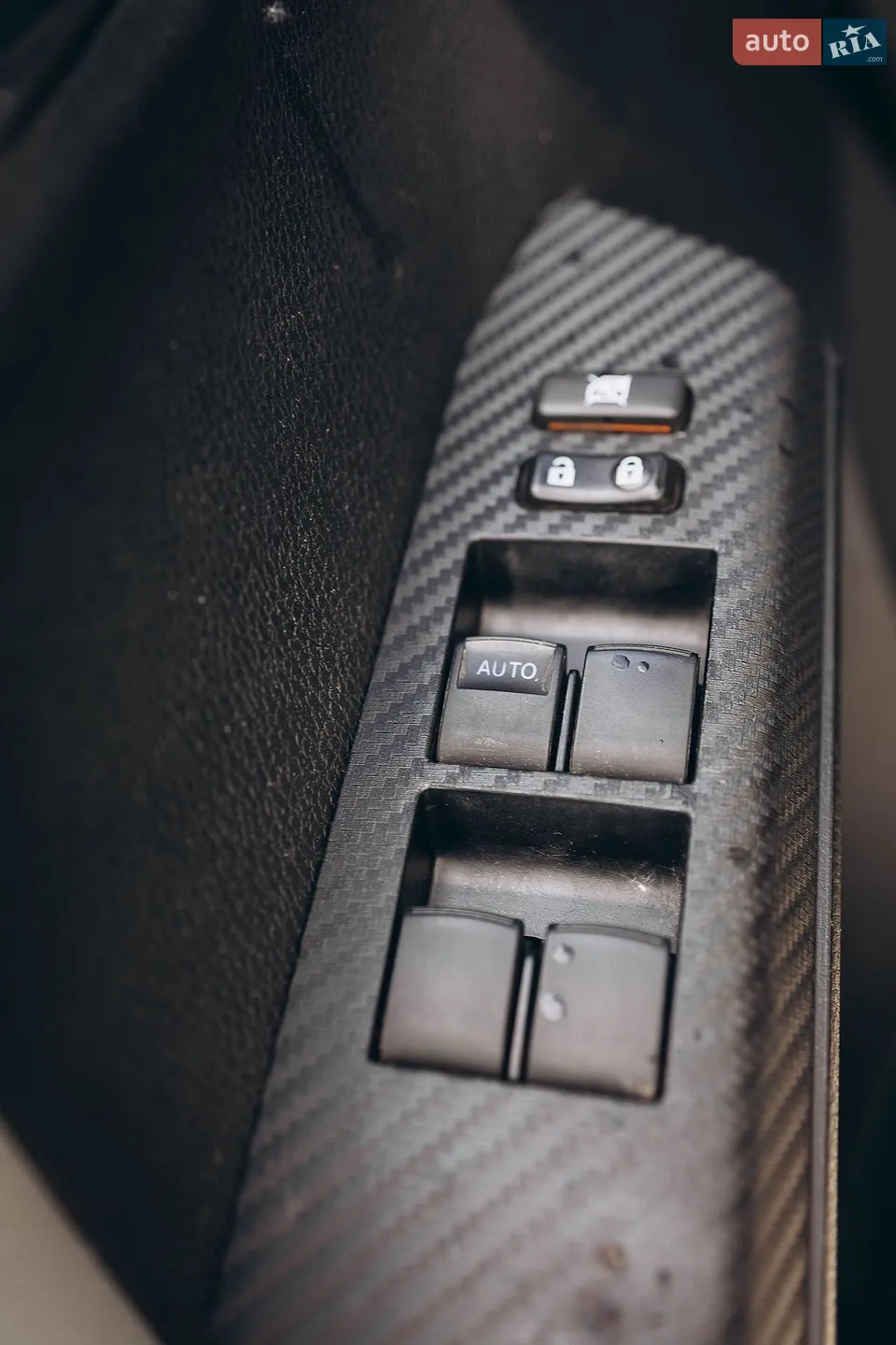 2015 Toyota RAV 4 - мініатюра 41