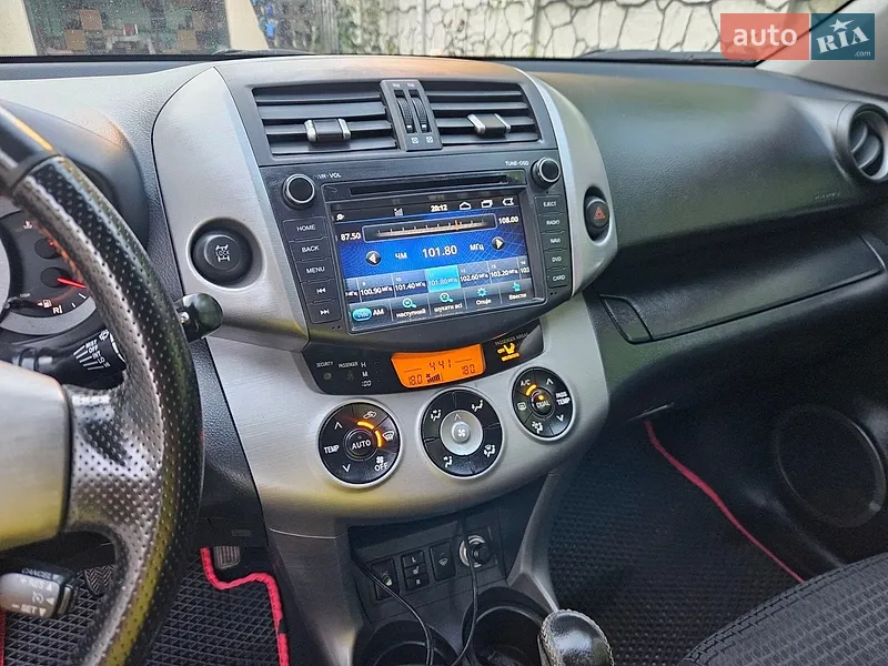 Toyota RAV4 2007 VIN JTMBH31V705043265 фото оголошення 7 з 92