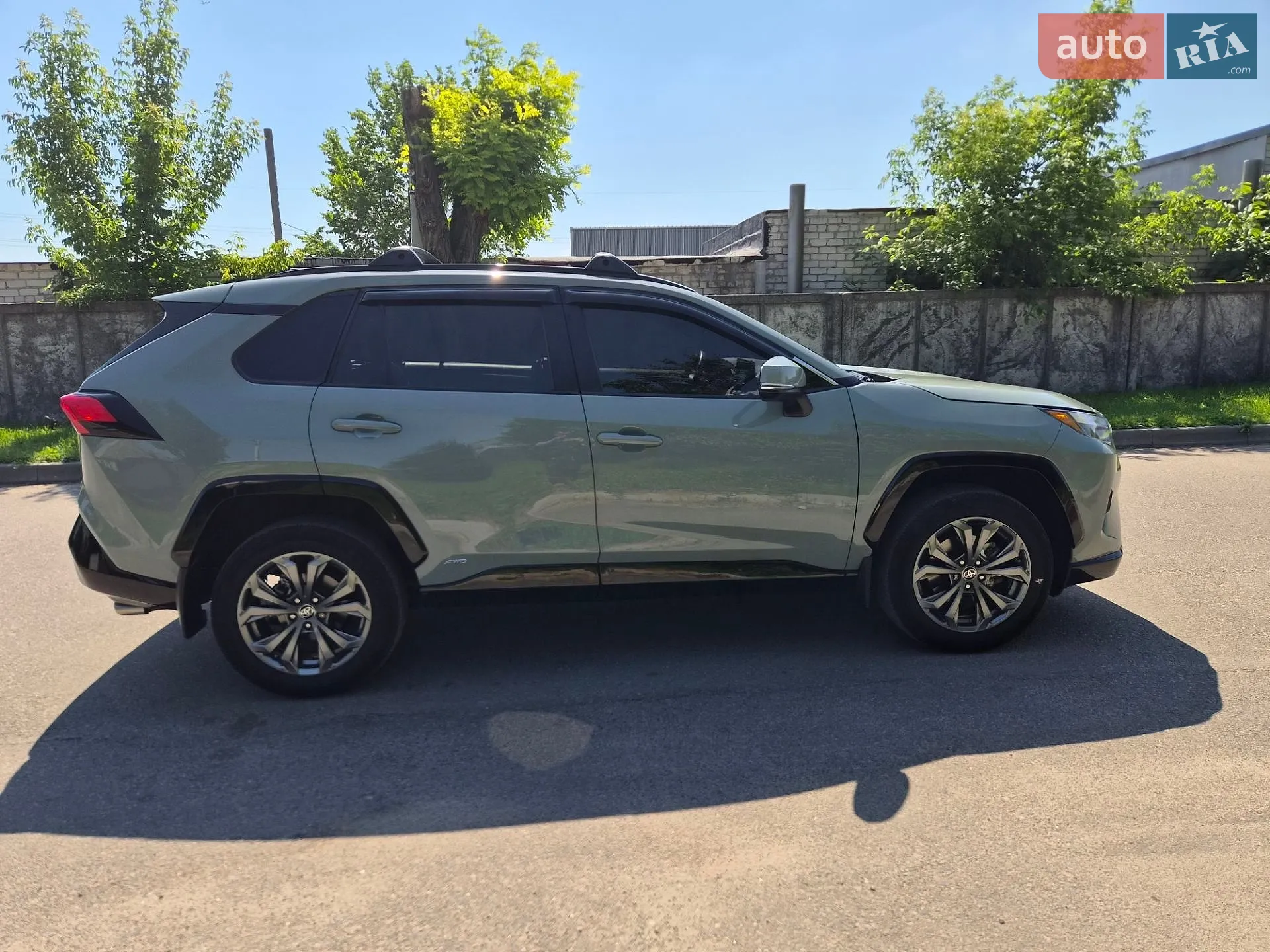 2022 Toyota RAV 4 - мініатюра 3