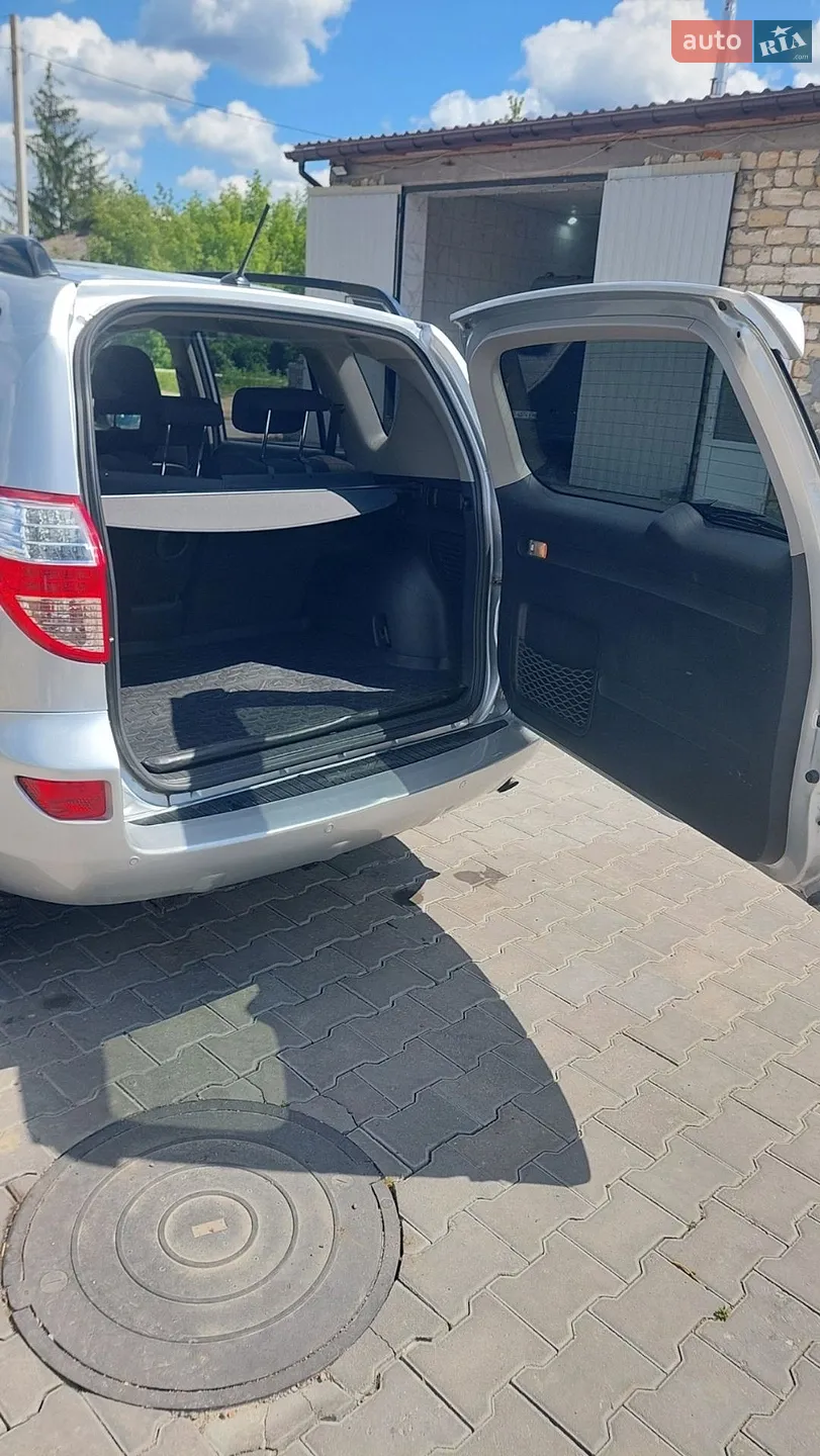 2012 Toyota RAV 4 - мініатюра 11