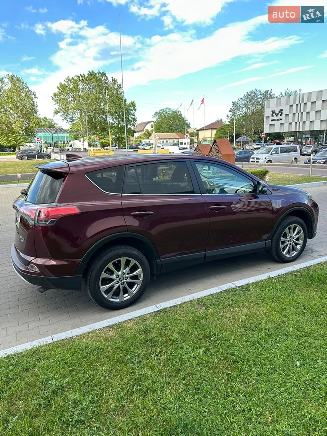 2016 Toyota RAV 4 - мініатюра 9