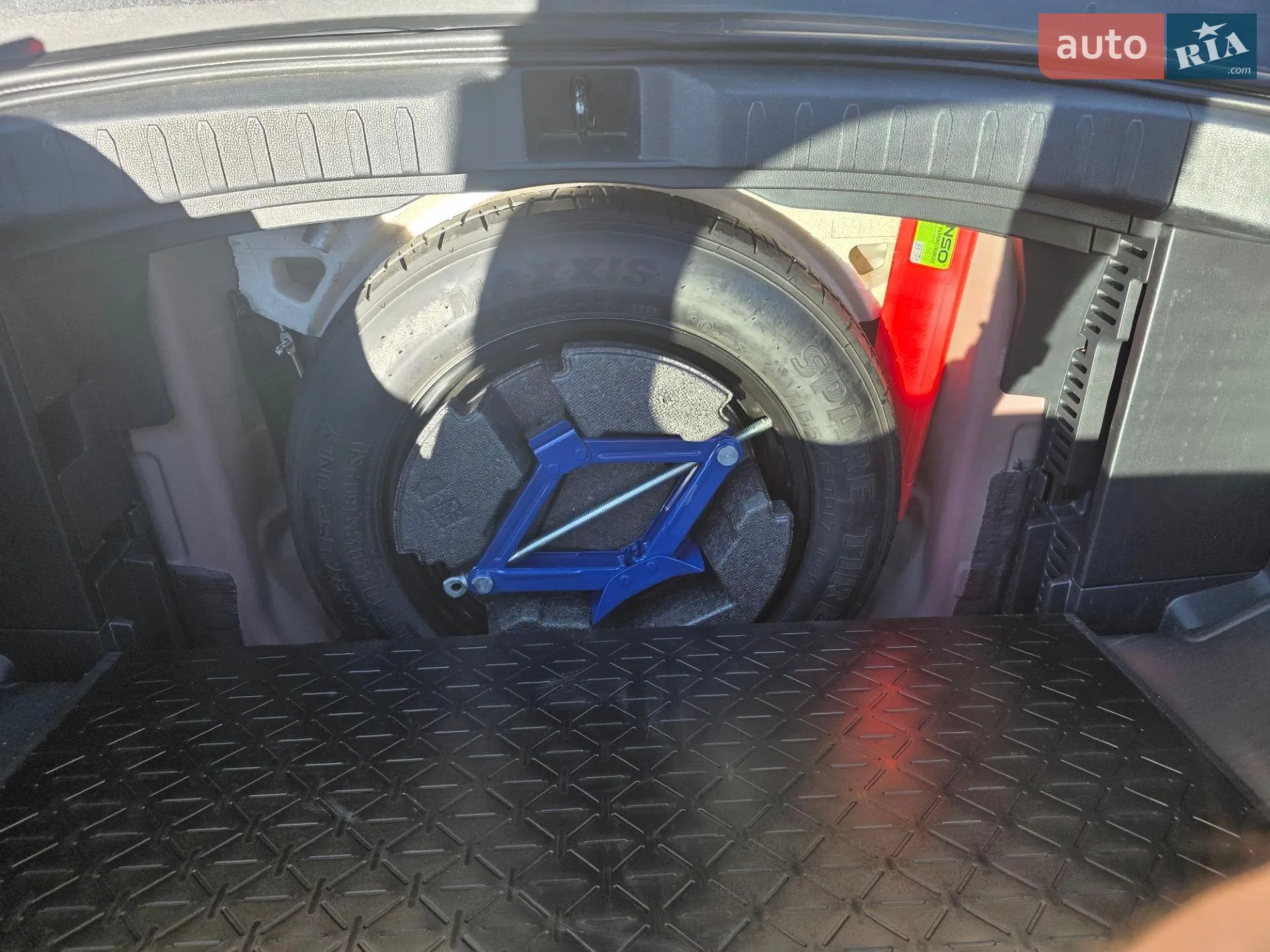 2023 Toyota RAV 4 - мініатюра 31