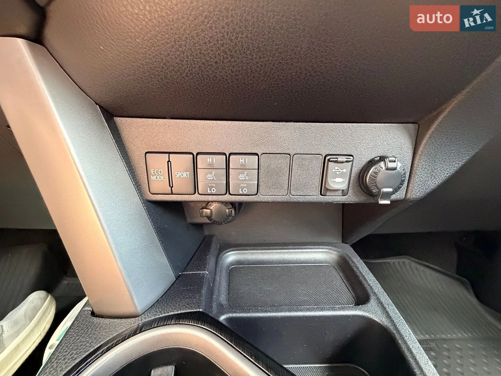 2017 Toyota RAV 4 - мініатюра 35