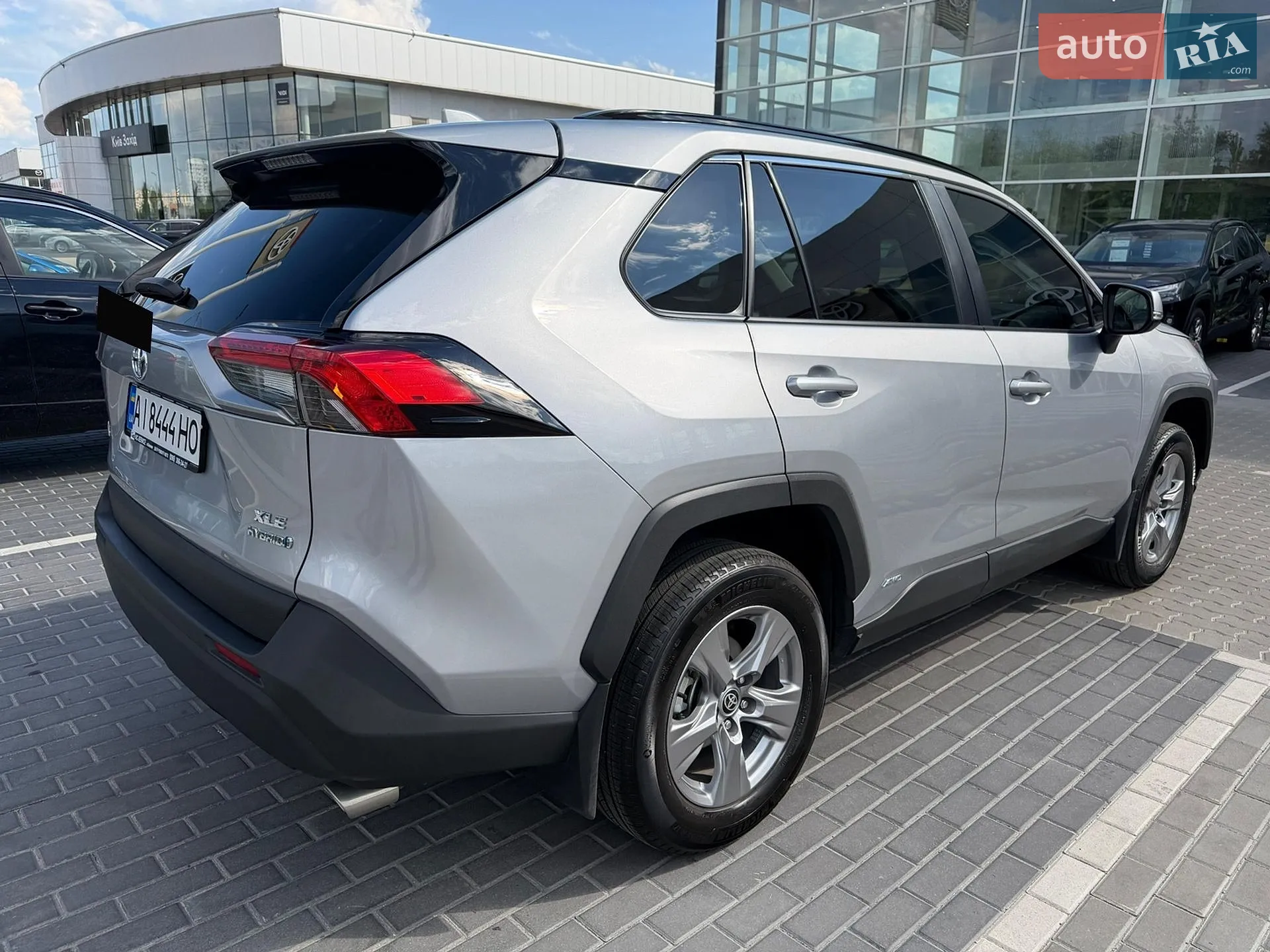 2023 Toyota RAV 4 - мініатюра 10