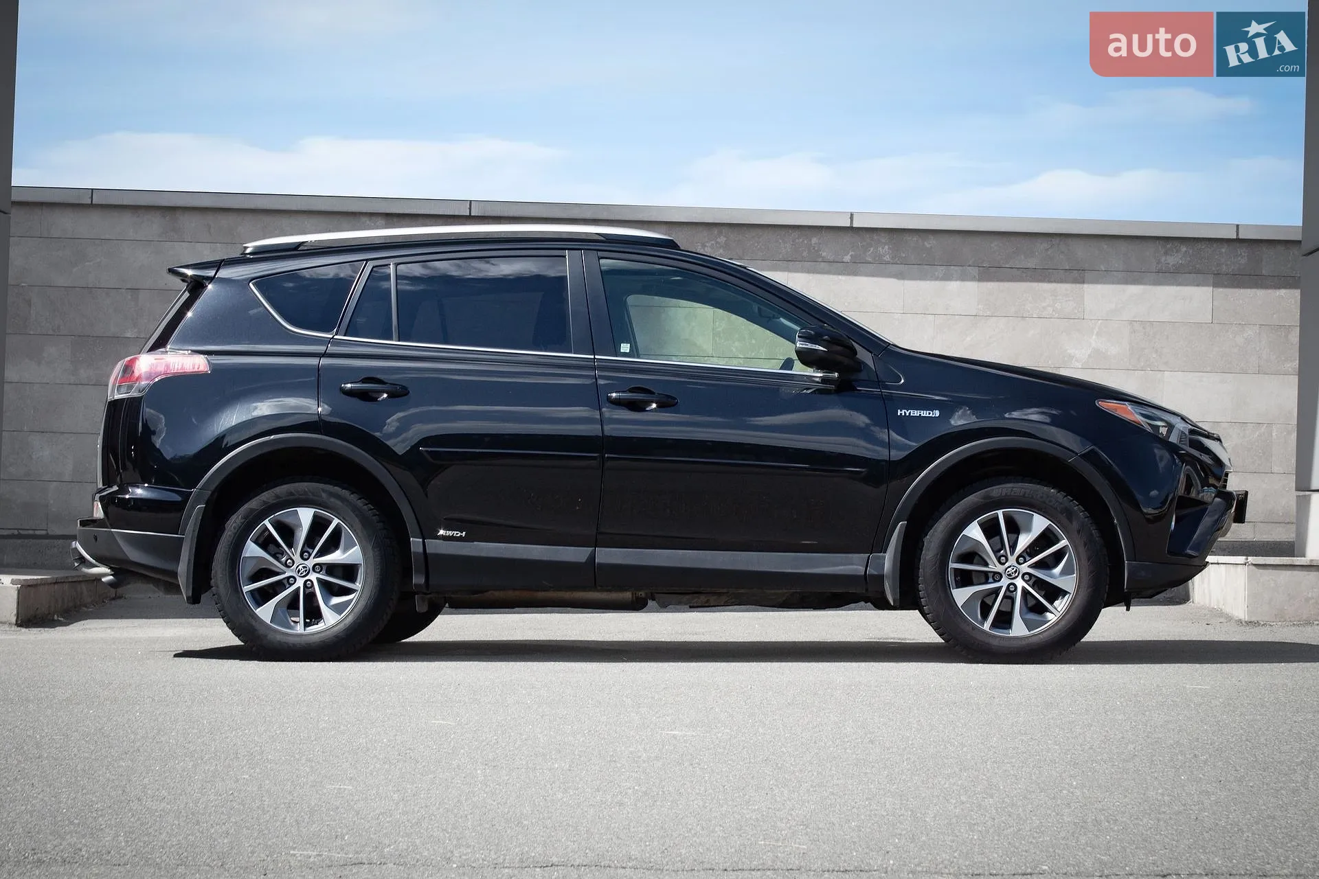 2016 Toyota RAV 4 - мініатюра 2