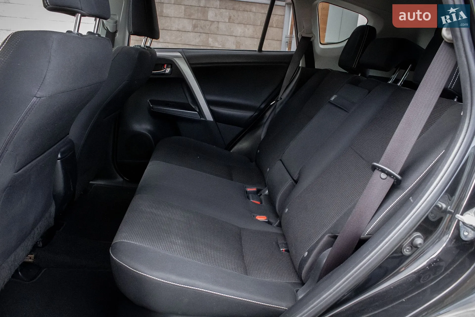 2016 Toyota RAV 4 - мініатюра 12