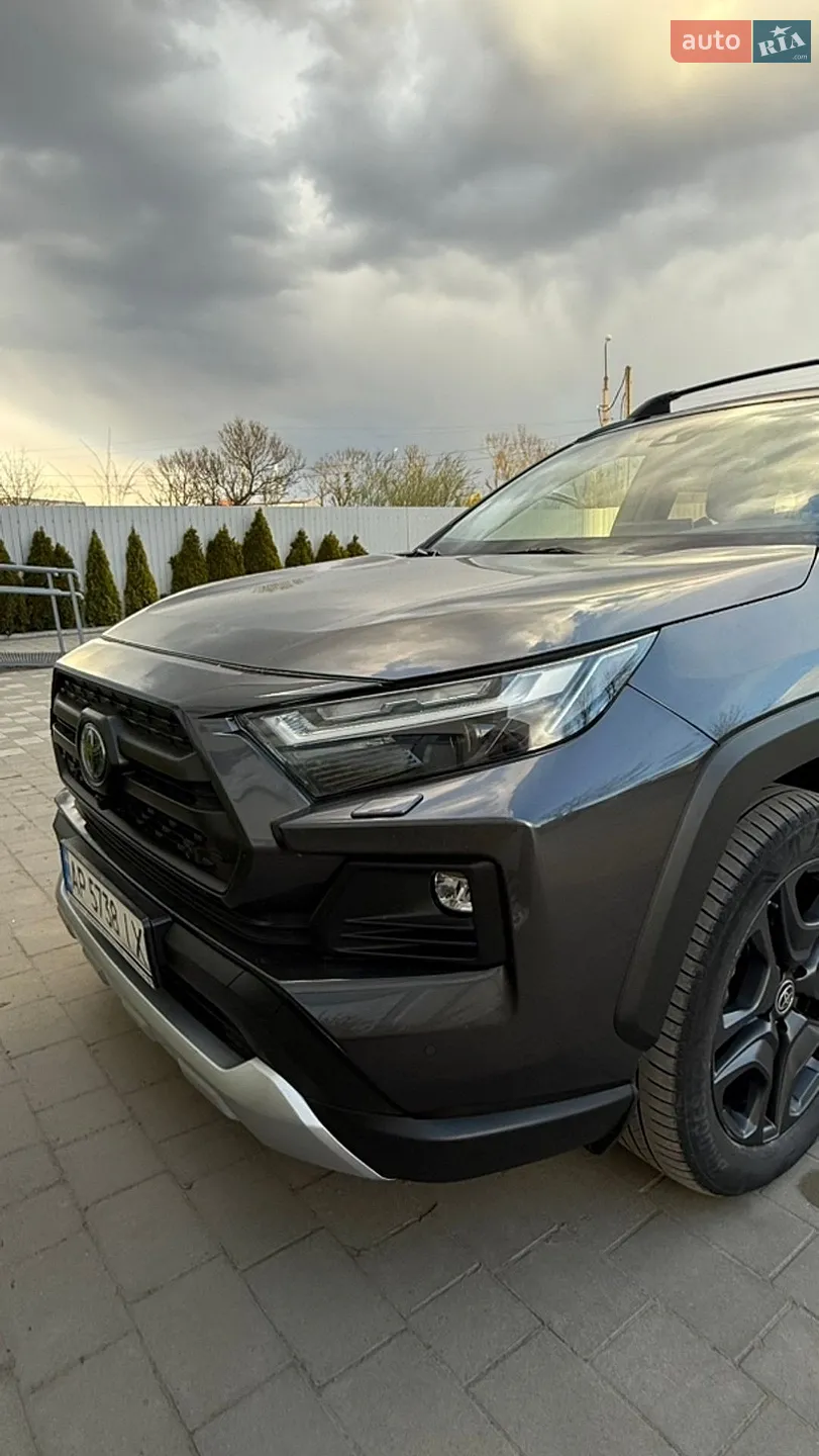 2022 Toyota RAV 4 - мініатюра 4