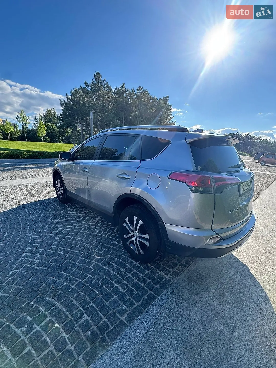 2016 Toyota RAV 4 - мініатюра 7