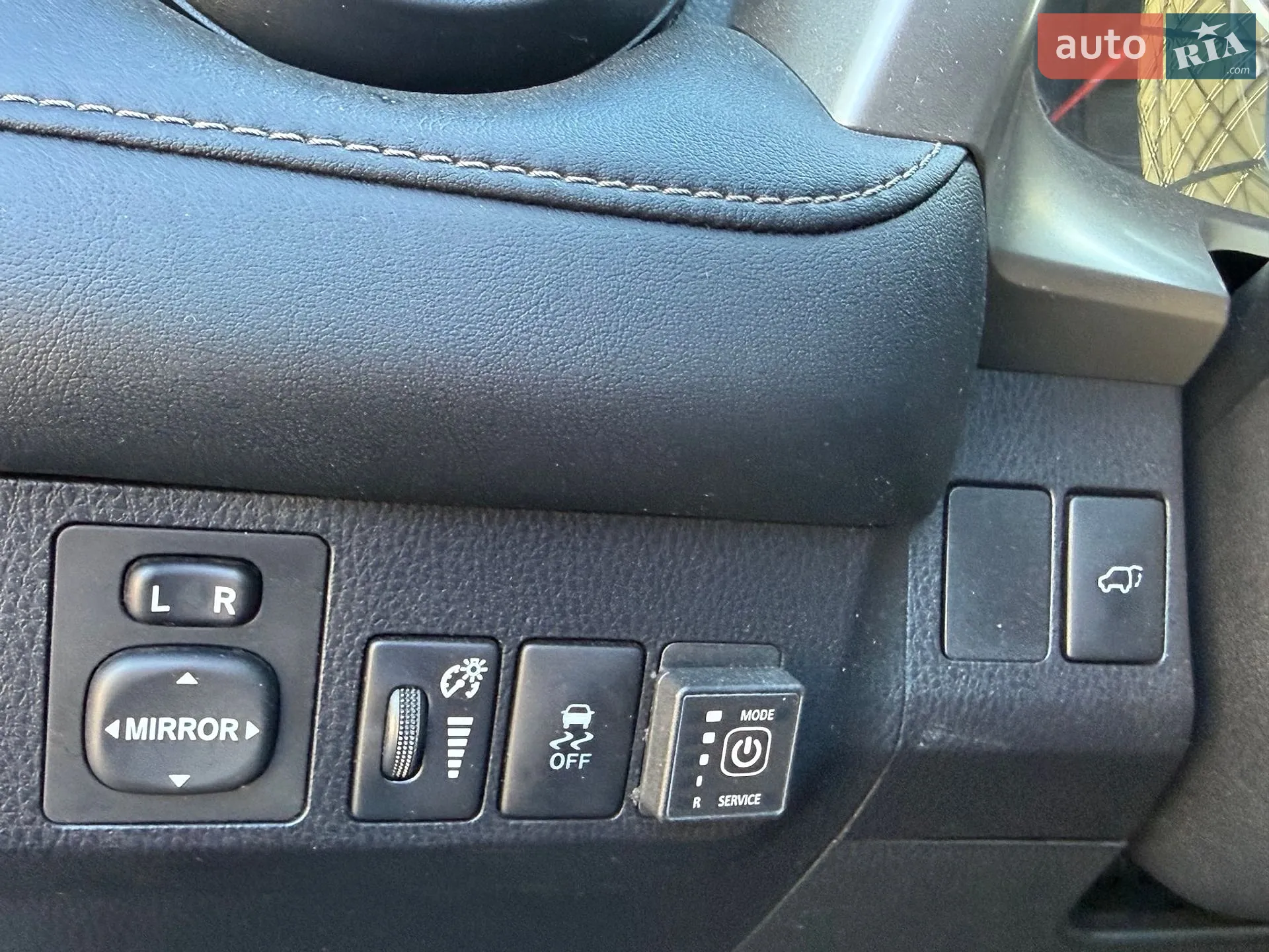 2015 Toyota RAV 4 - мініатюра 44