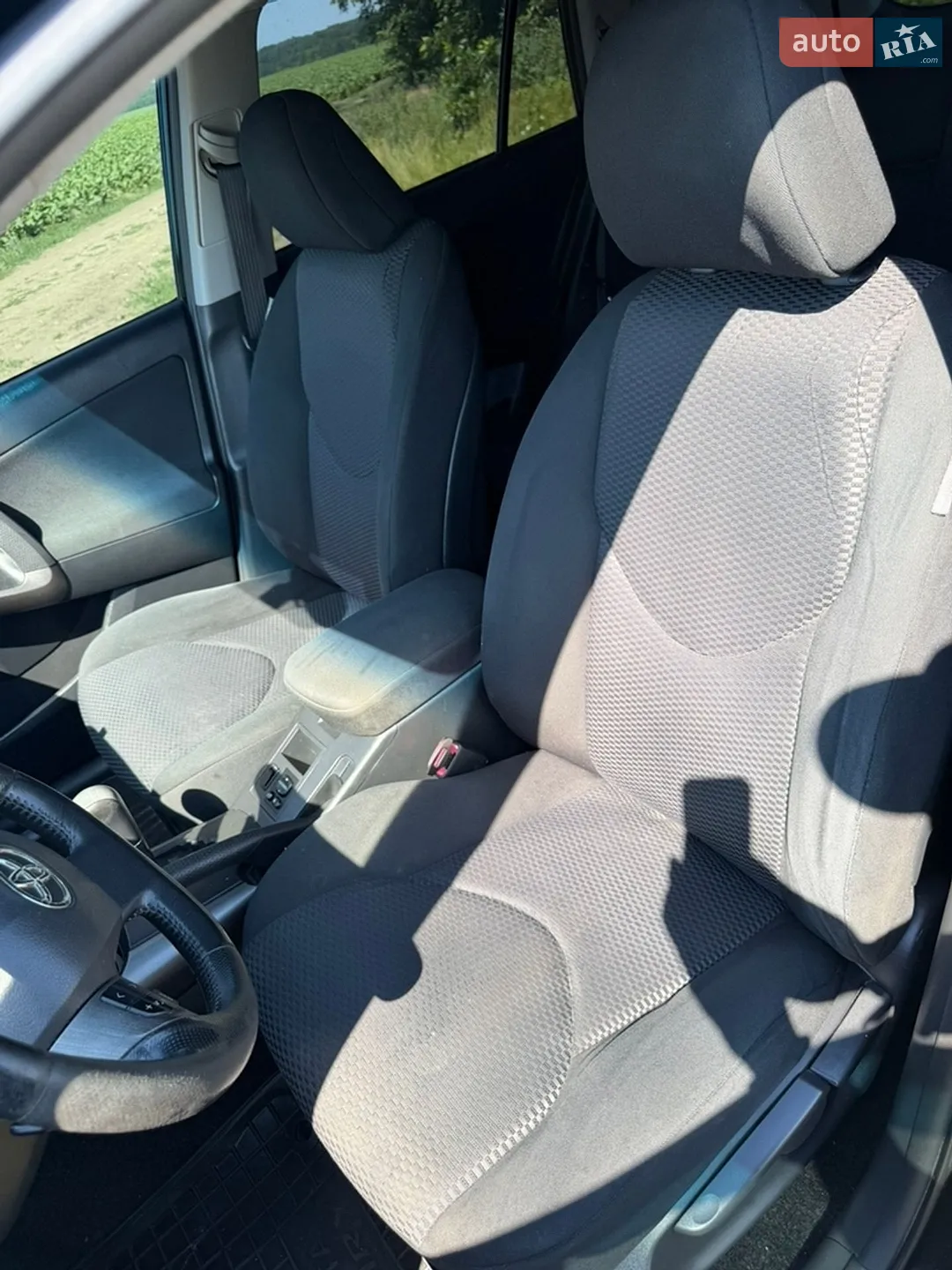2010 Toyota RAV 4 - мініатюра 18