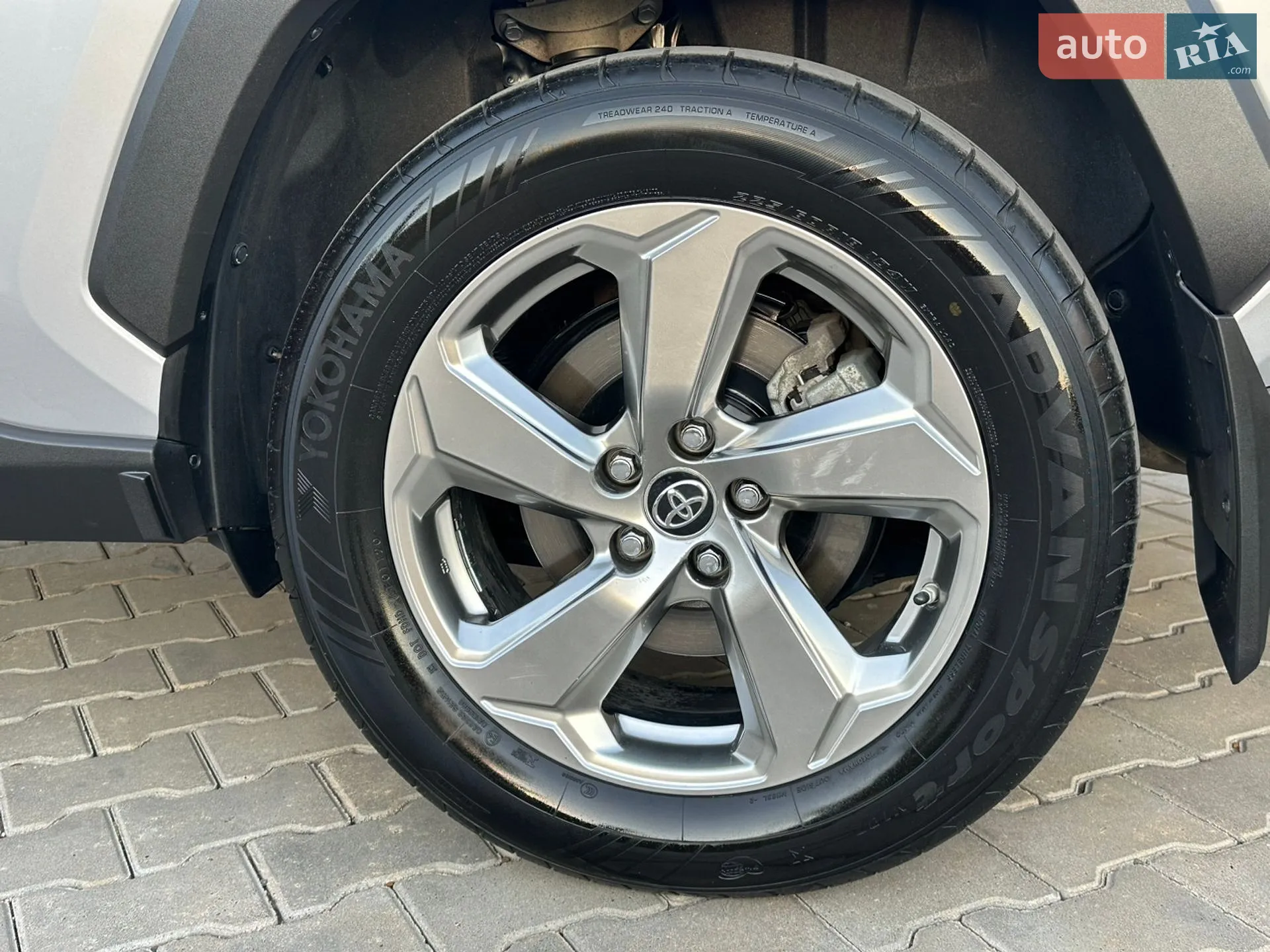 2019 Toyota RAV 4 - мініатюра 13