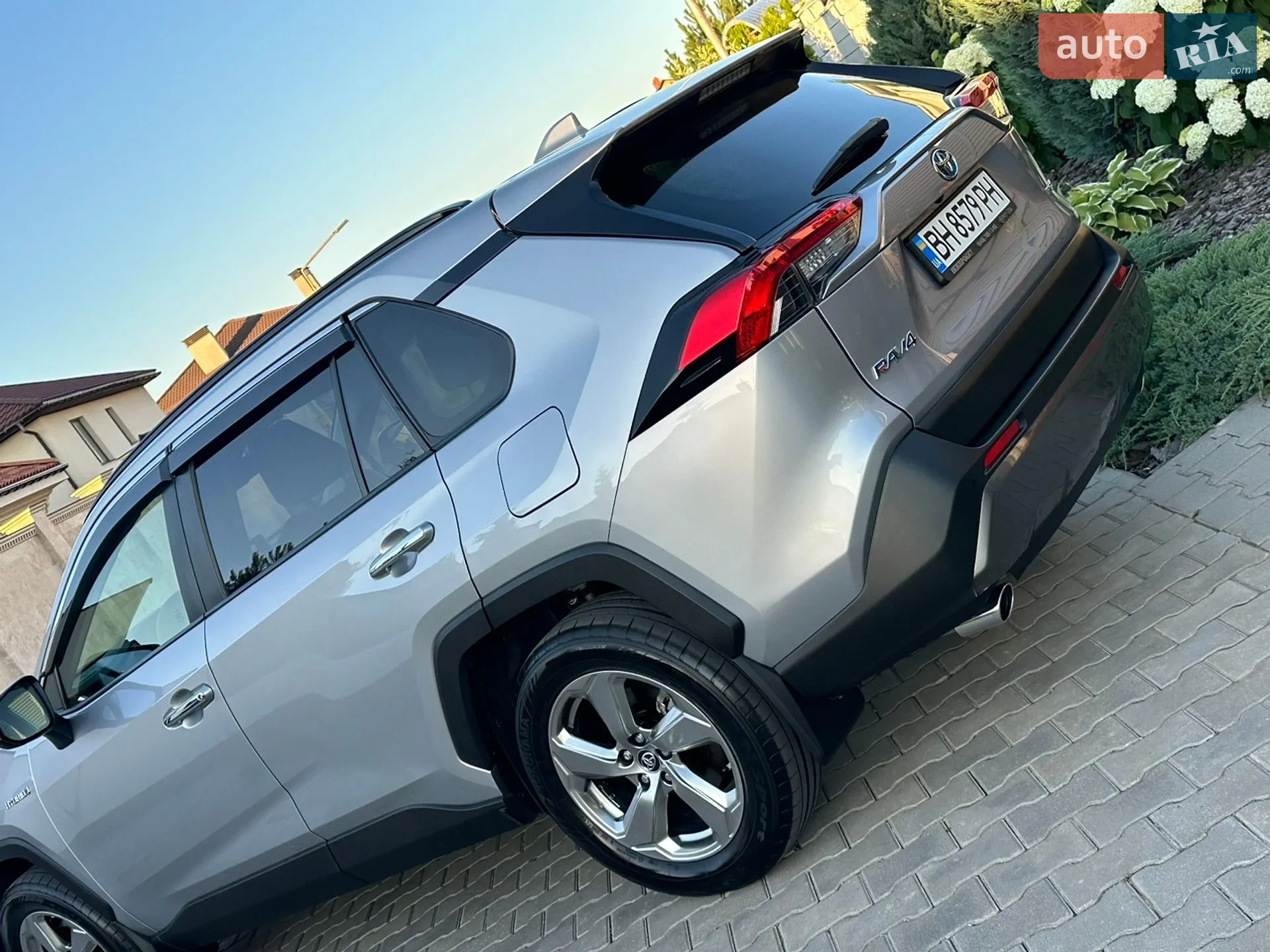 2019 Toyota RAV 4 - мініатюра 18