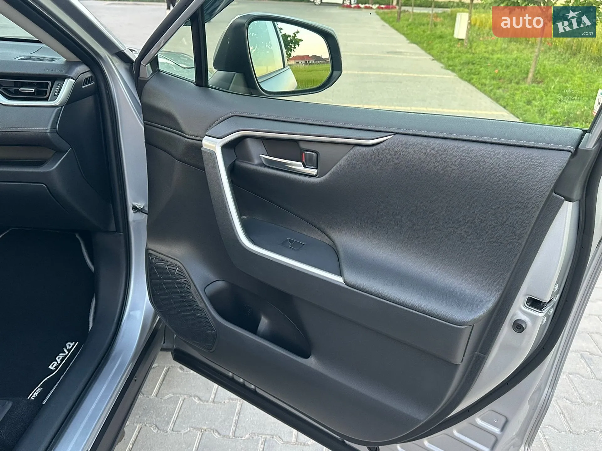 2019 Toyota RAV 4 - мініатюра 45