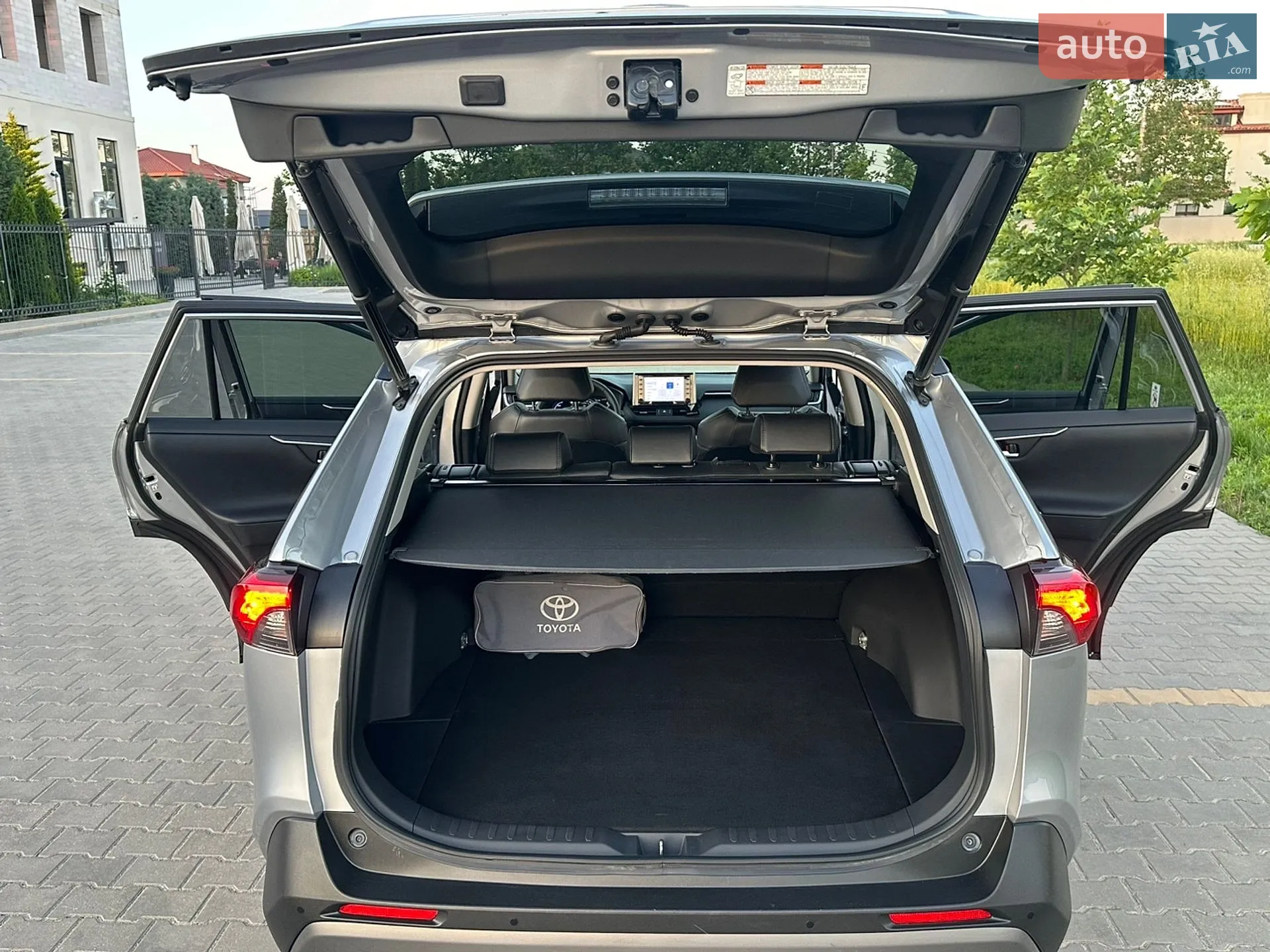 2019 Toyota RAV 4 - мініатюра 59
