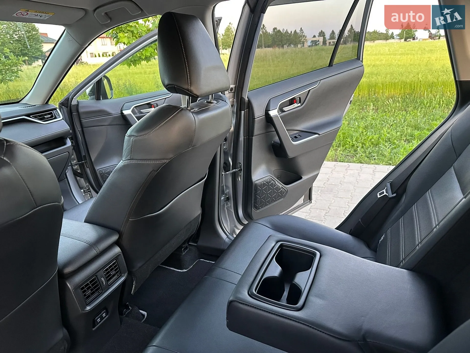 2019 Toyota RAV 4 - мініатюра 64