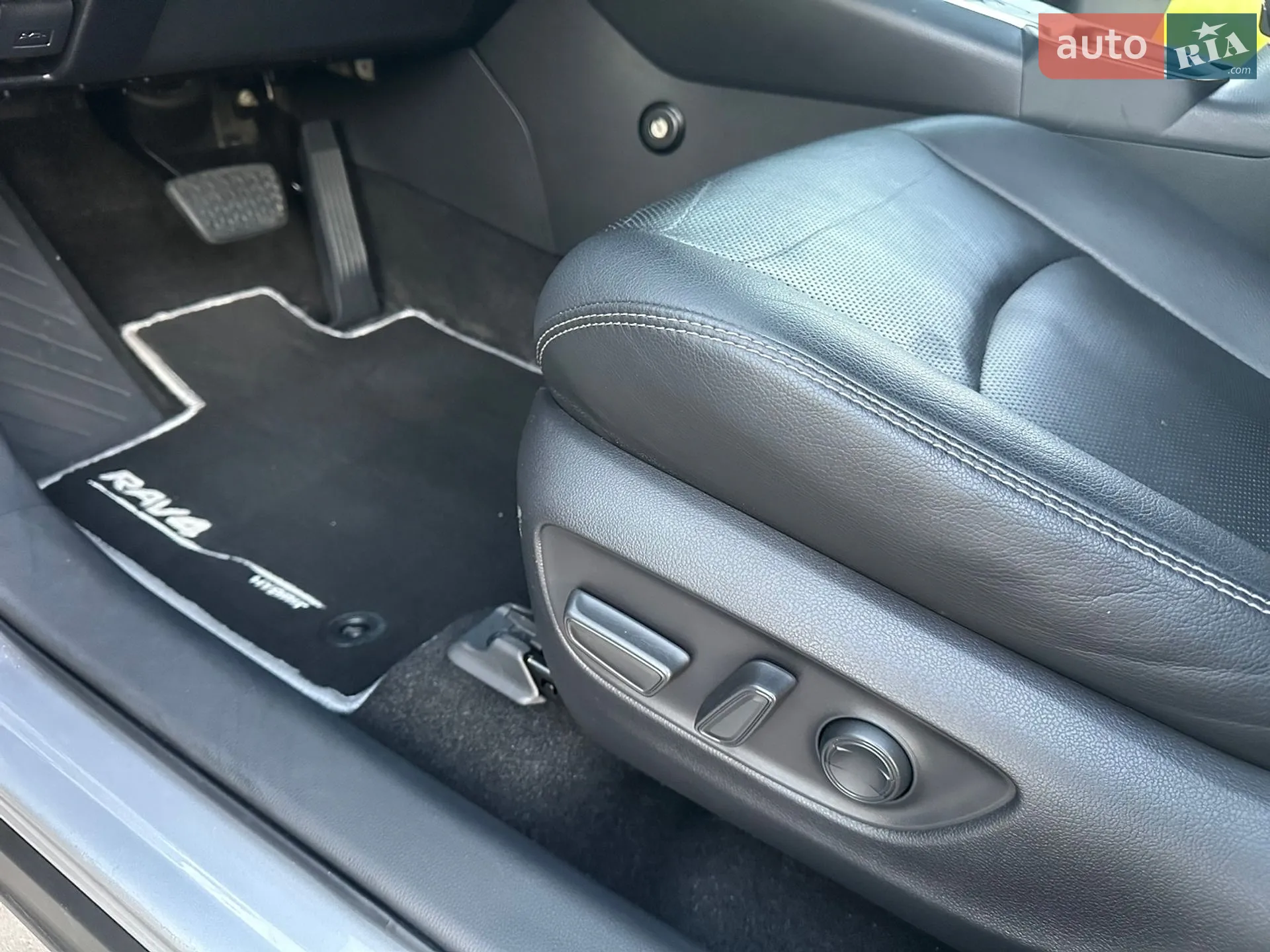 2019 Toyota RAV 4 - мініатюра 68