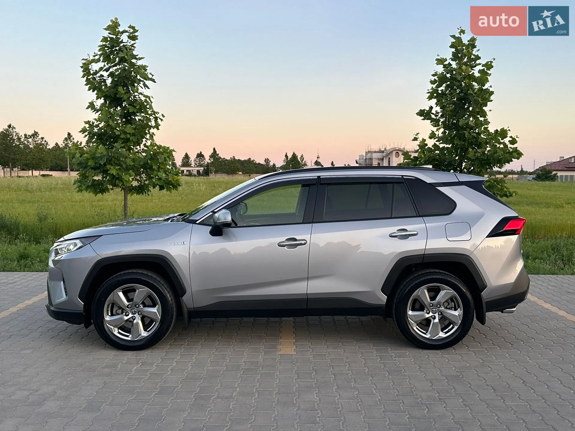 2019 Toyota RAV 4 - мініатюра 95