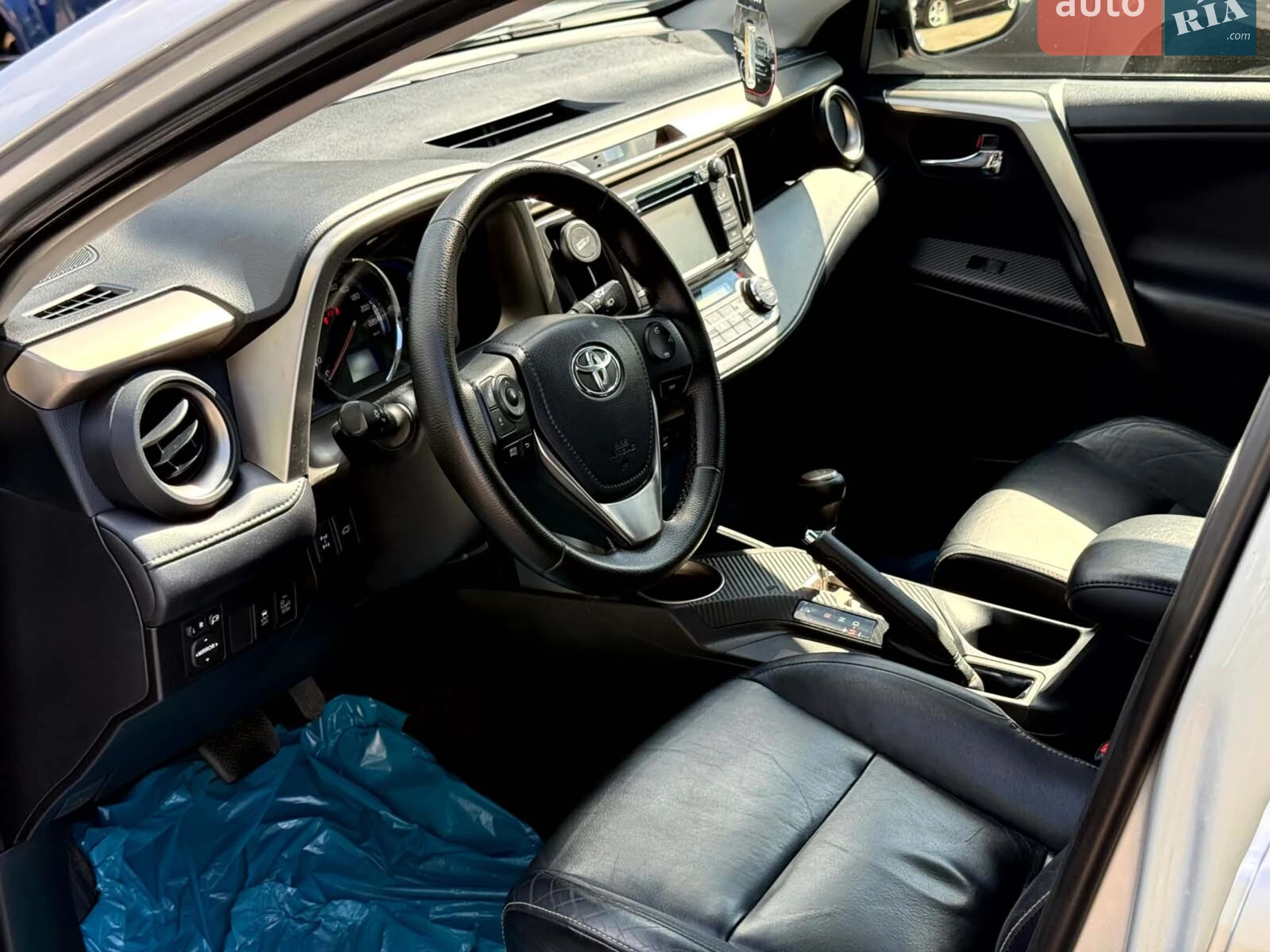2013 Toyota RAV 4 - мініатюра 21