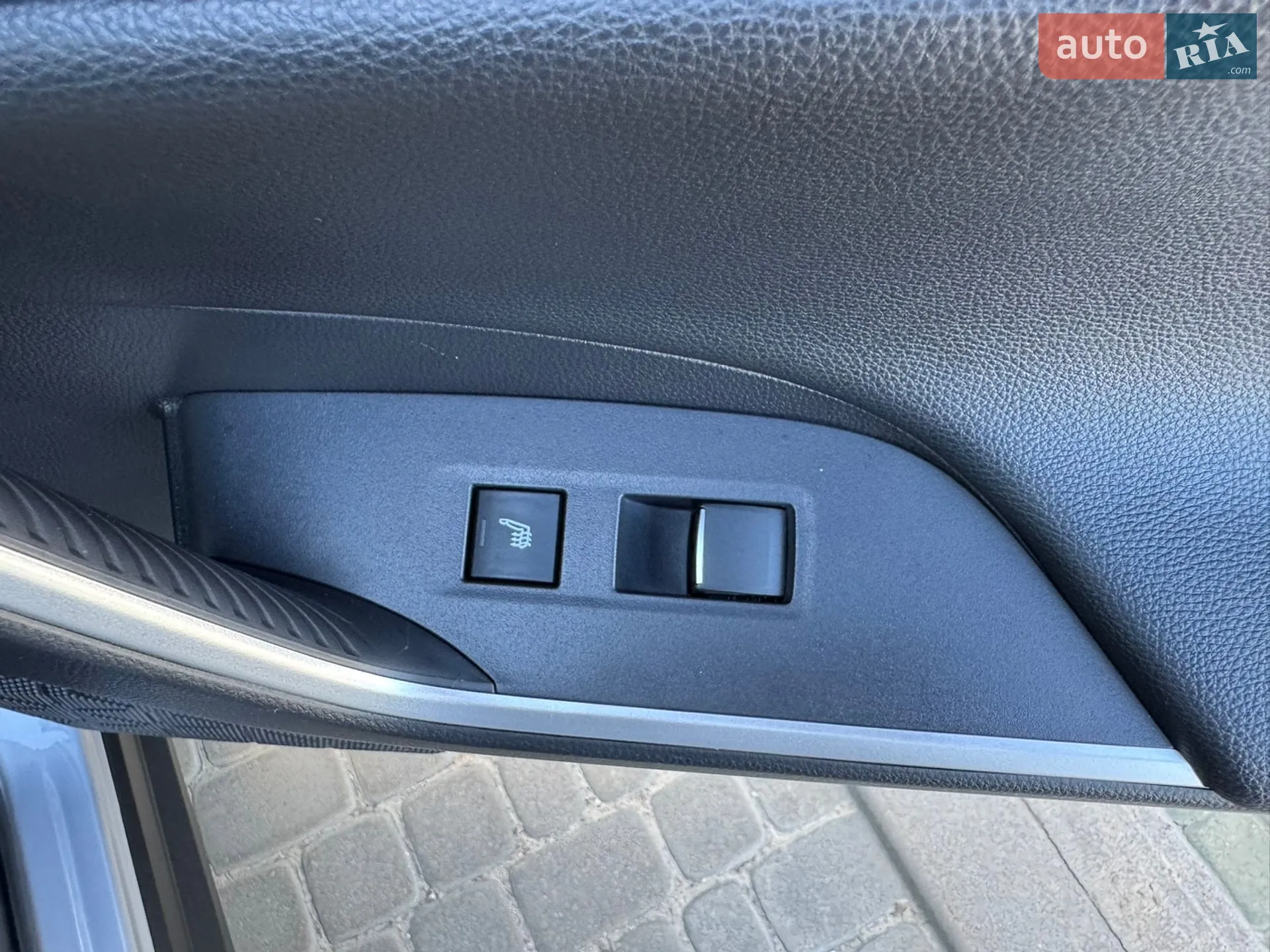 2021 Toyota RAV 4 - мініатюра 28
