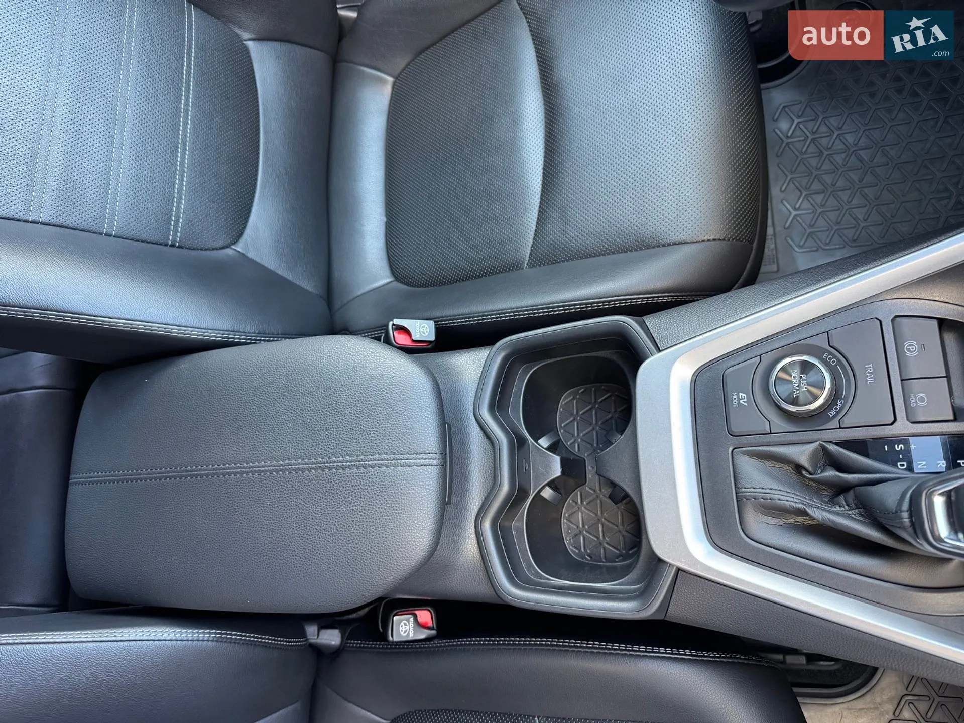 2021 Toyota RAV 4 - мініатюра 33