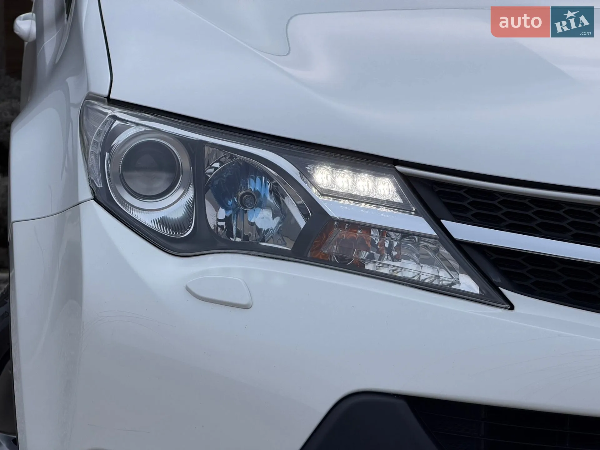 2016 Toyota RAV 4 - мініатюра 87