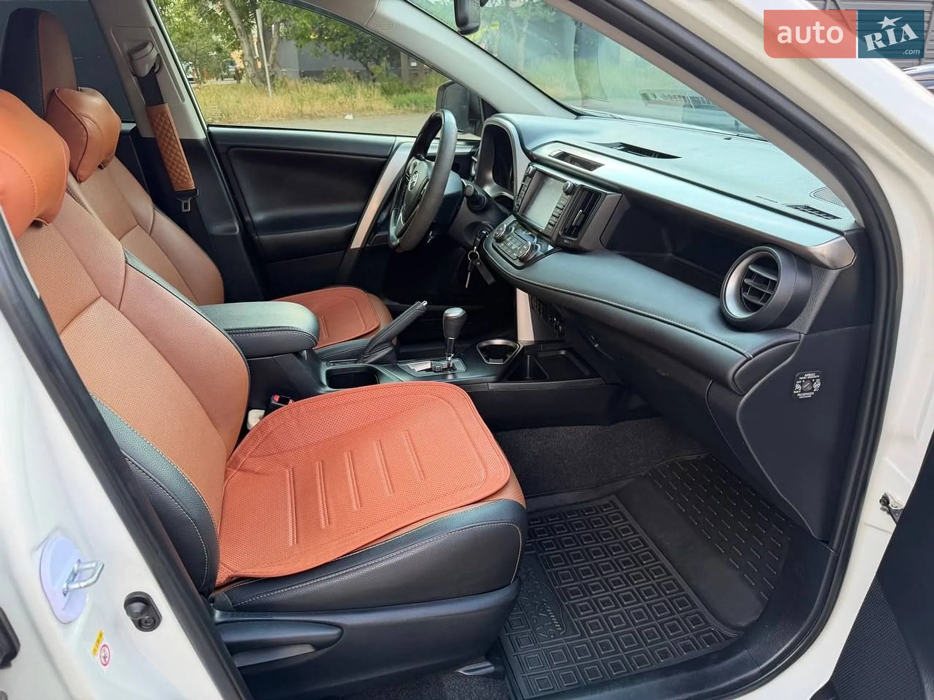 2017 Toyota RAV 4 - мініатюра 7