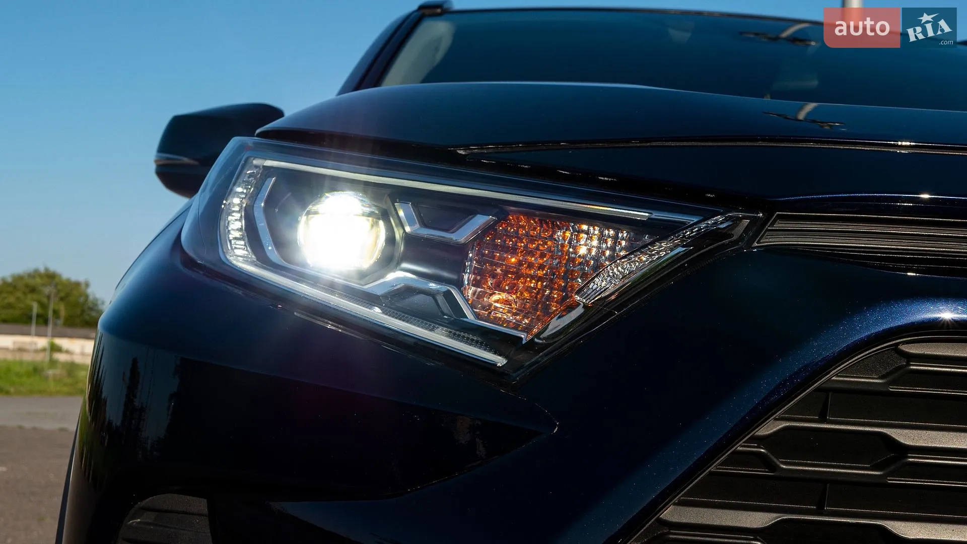 2020 Toyota RAV 4 - мініатюра 12