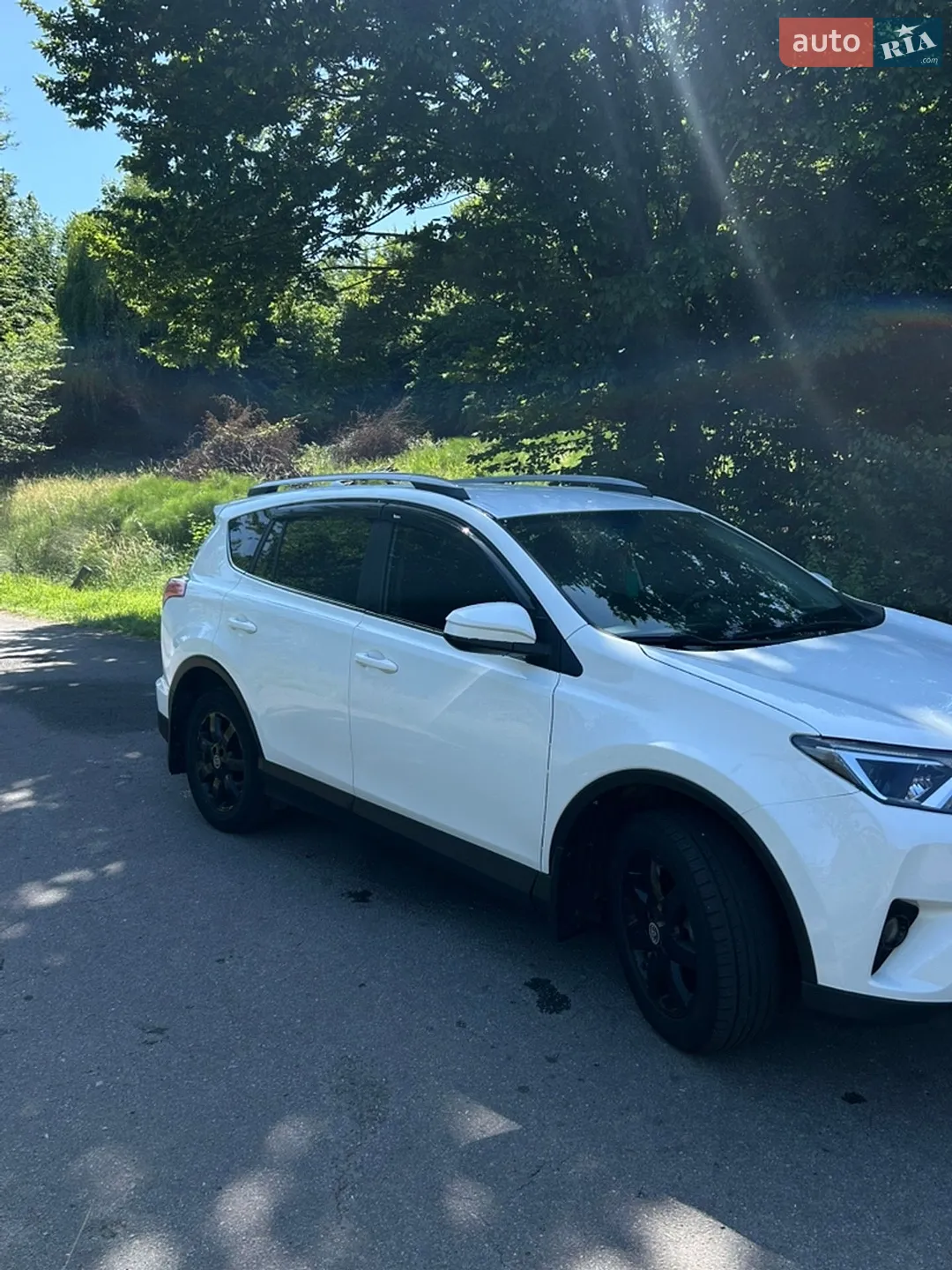 2018 Toyota RAV 4 - мініатюра 6