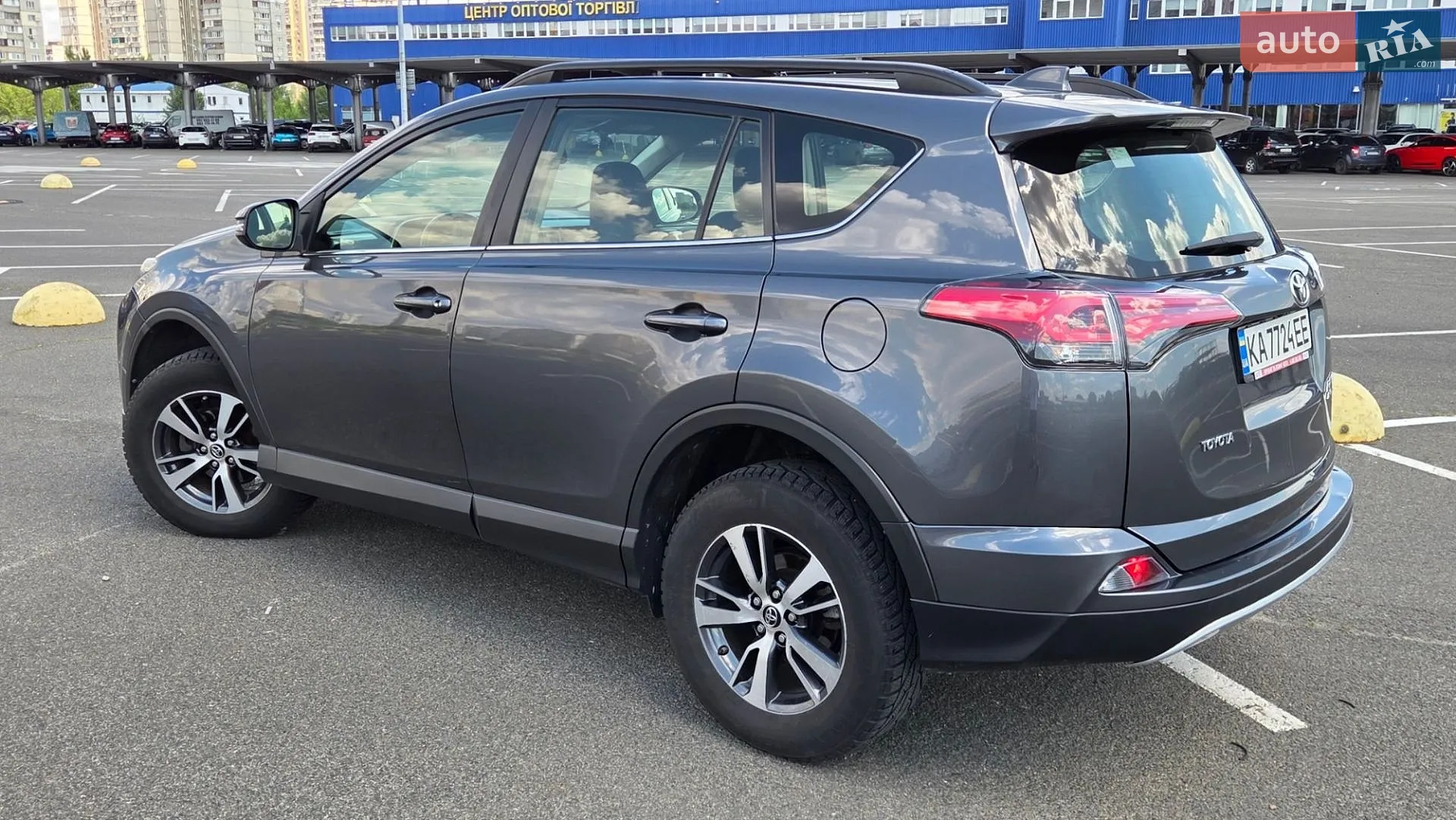 2017 Toyota RAV 4 - мініатюра 4
