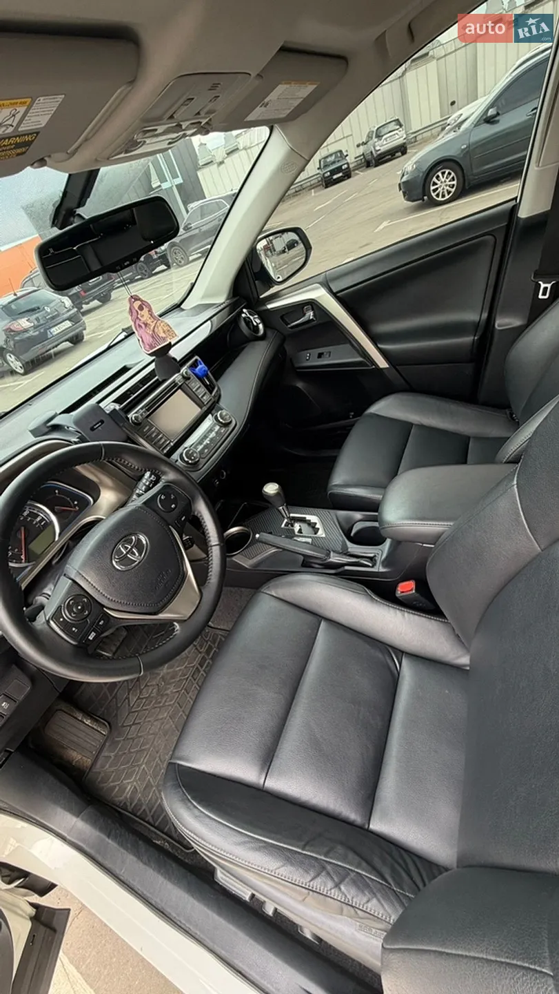 2014 Toyota RAV 4 - мініатюра 15