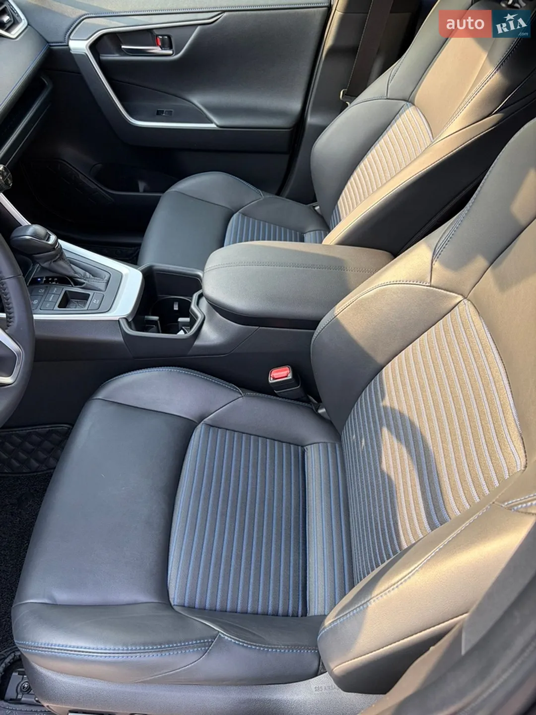 2023 Toyota RAV 4 - мініатюра 15